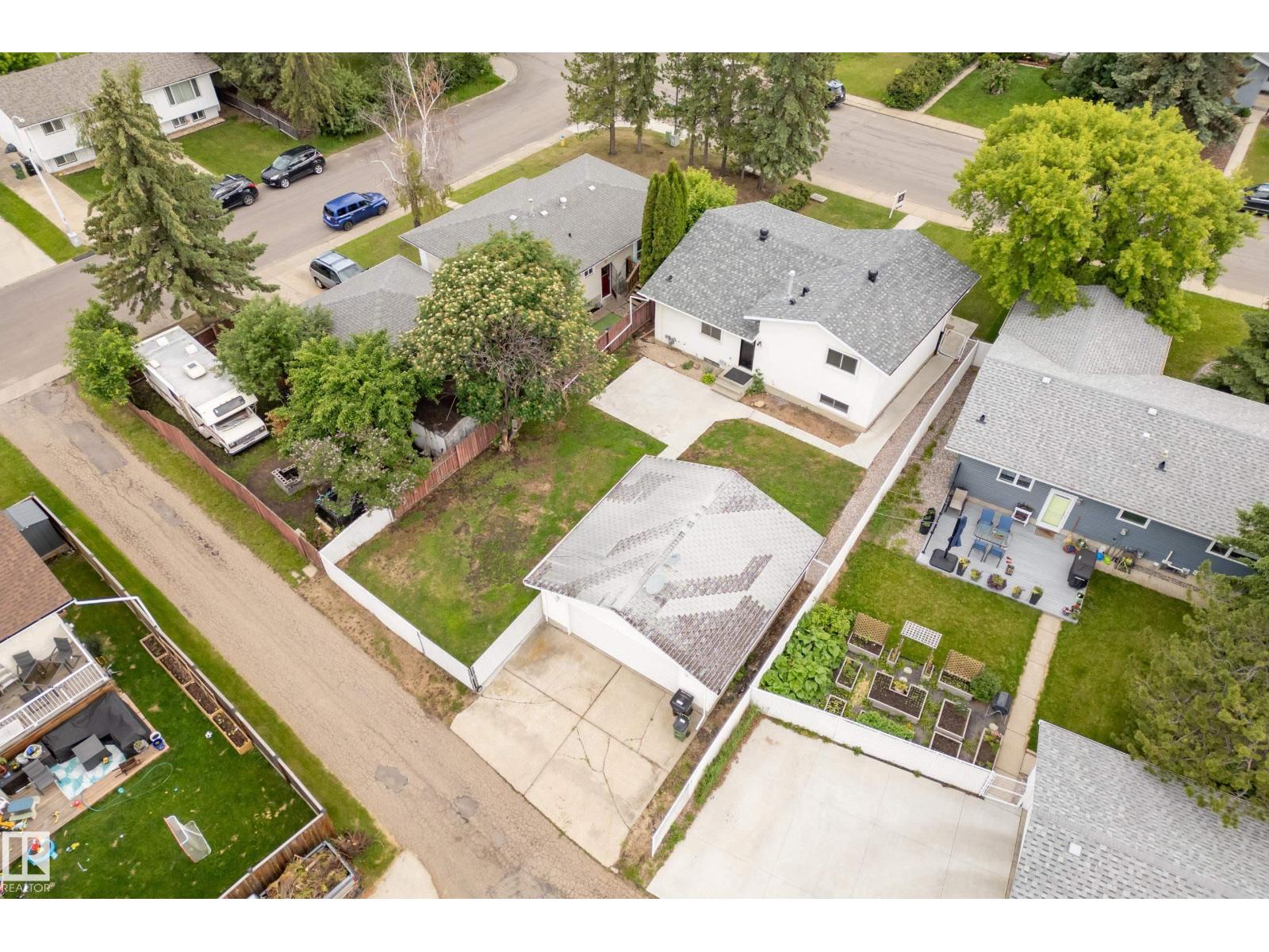 712 KNOTTWOOD RD NW — photo 52