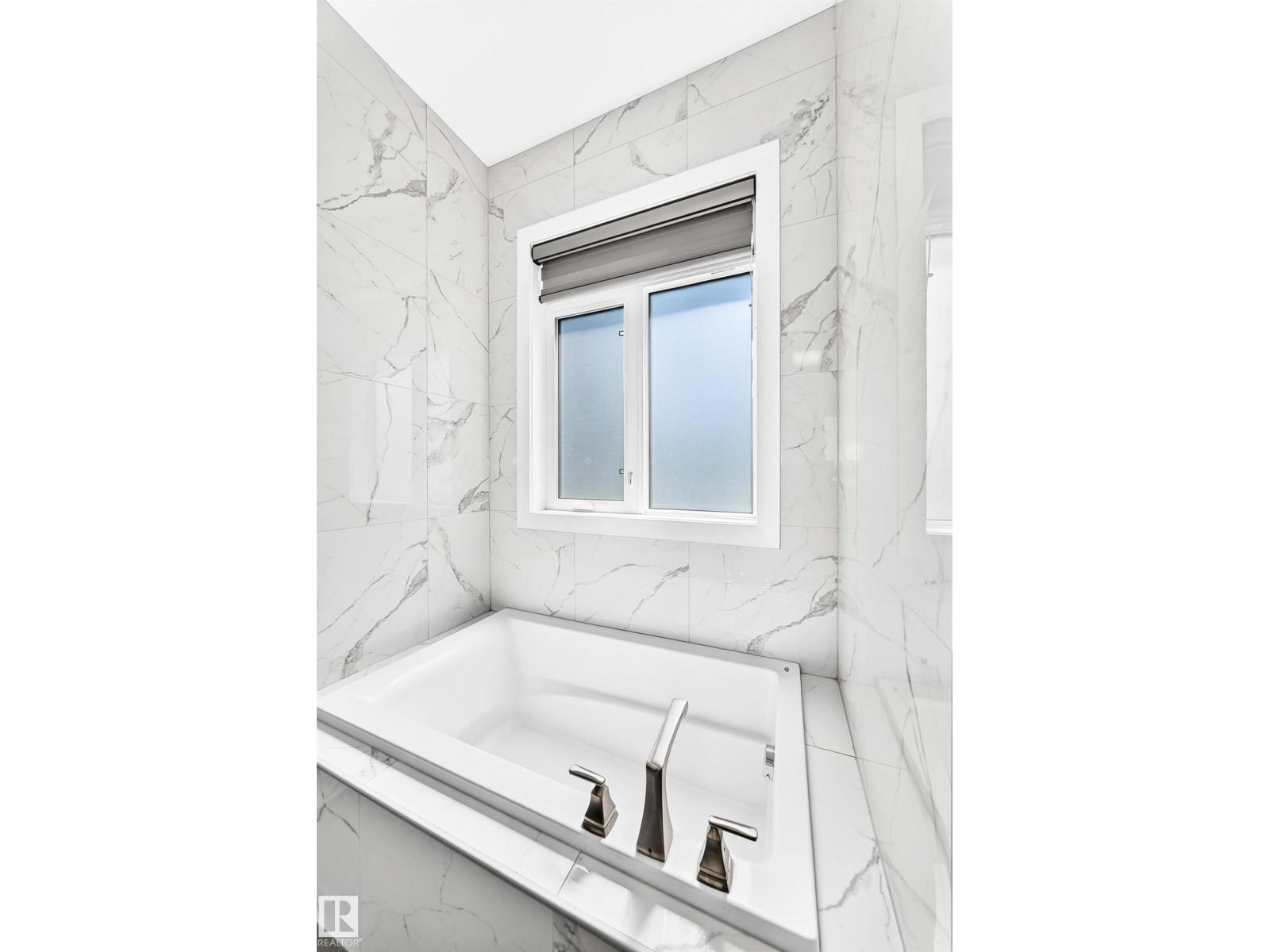 1781 MELROSE CR SW - 15