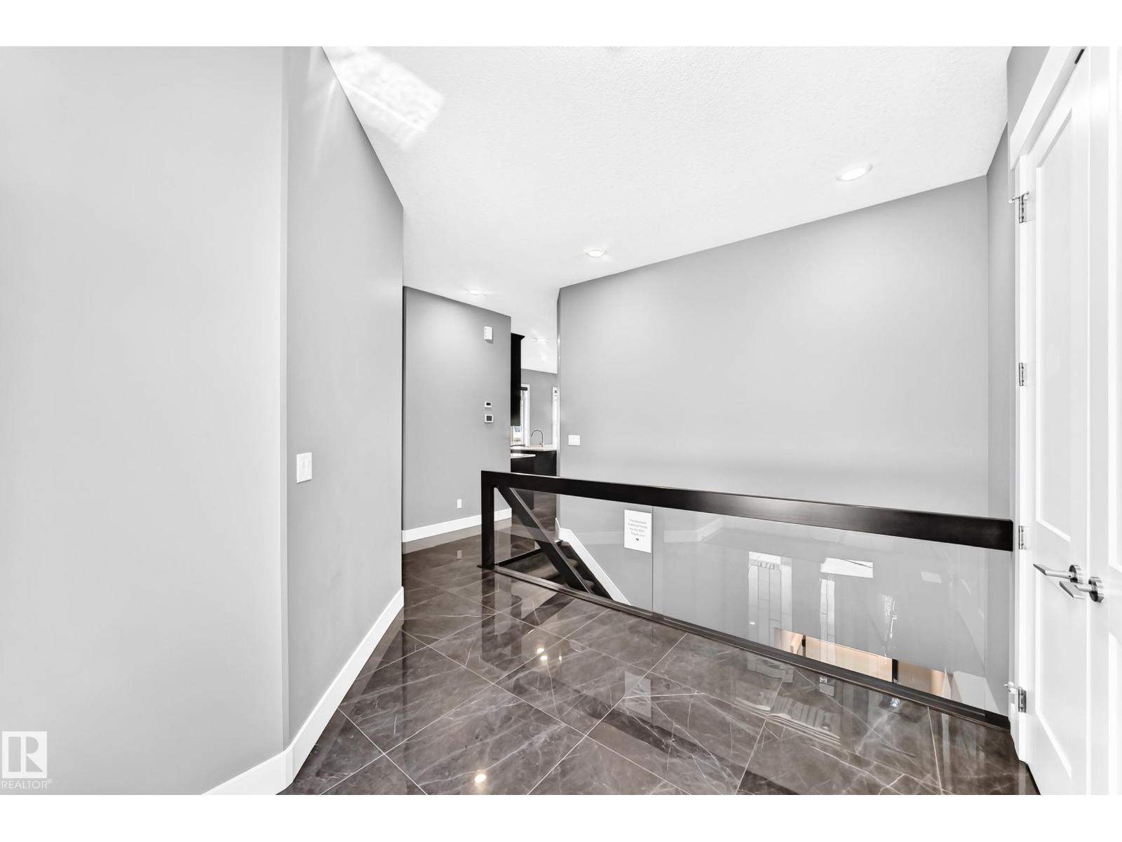 1781 MELROSE CR SW - 5