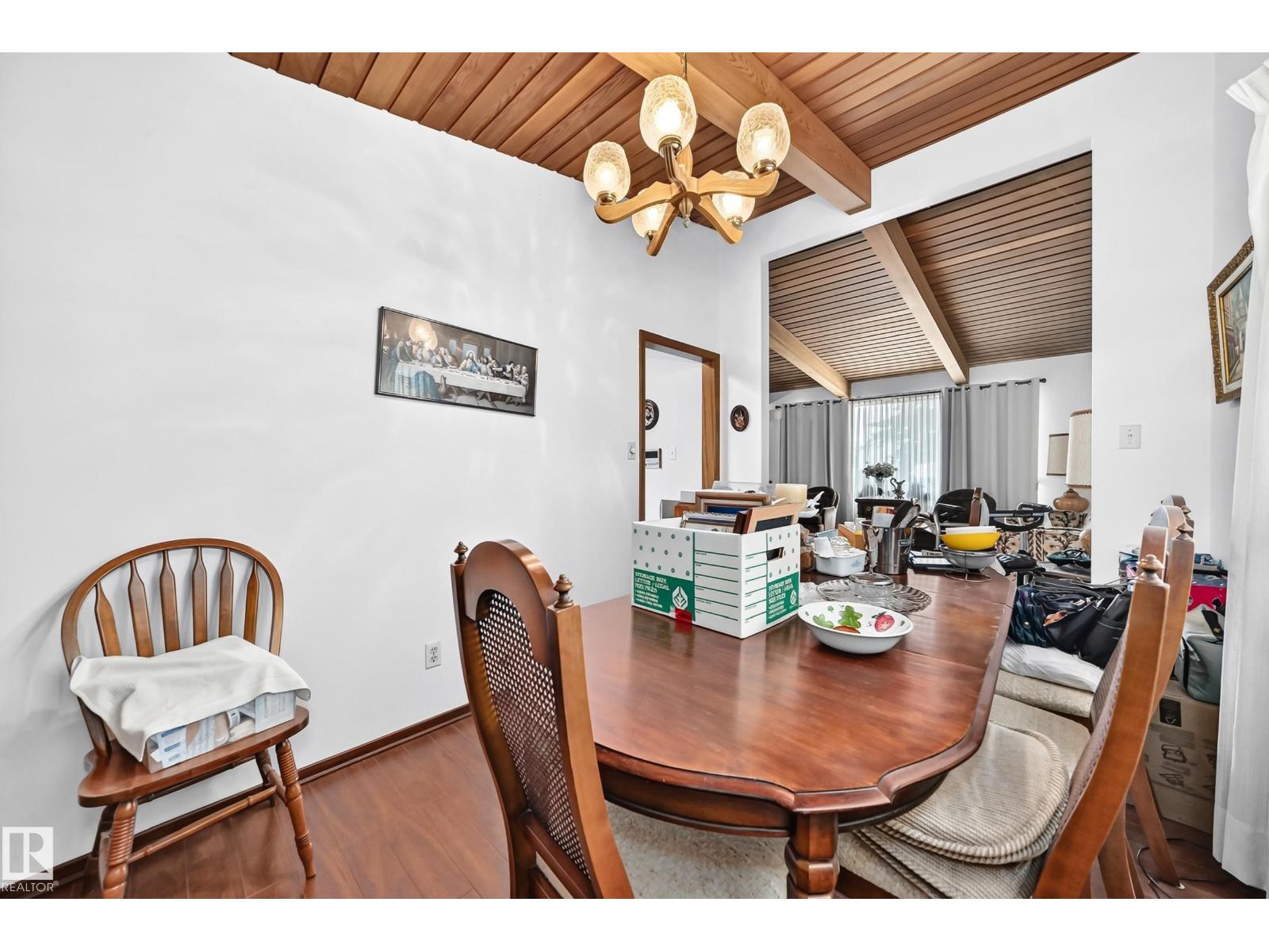 13804 87 ST NW - 20
