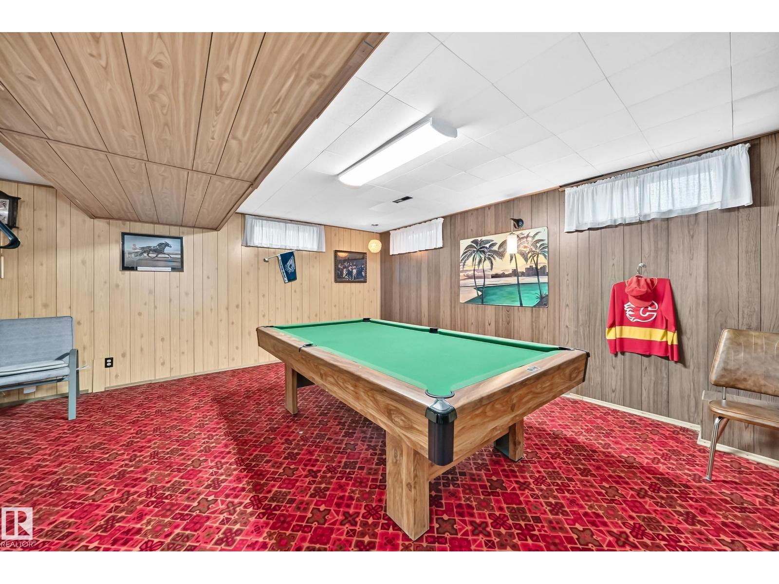 13804 87 ST NW - 45
