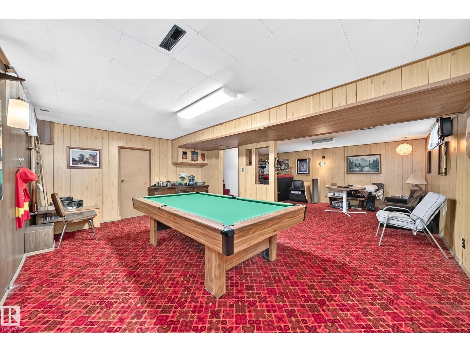 13804 87 ST NW - 46