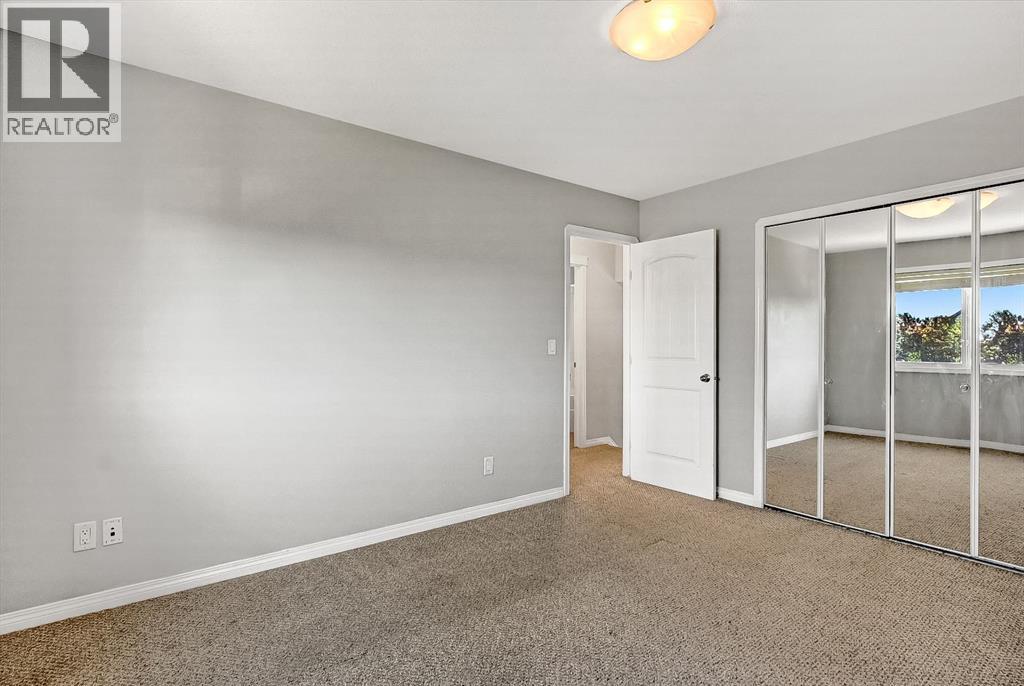 9021 95 Avenue - 12