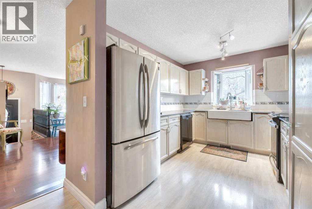 6 Greenview Crescent - 16