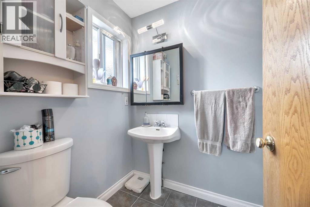 6 Greenview Crescent - 27