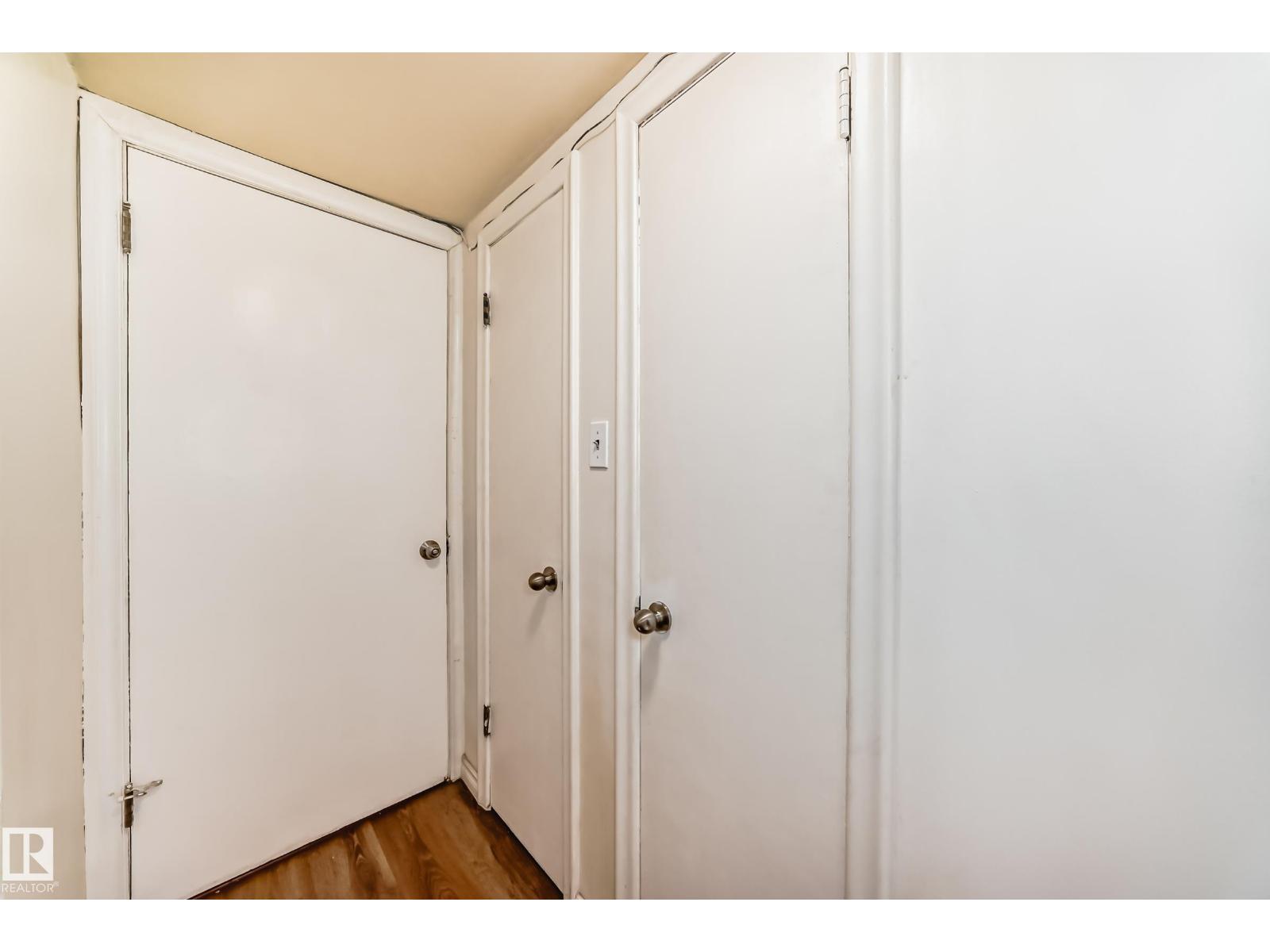 11716 124 ST NW - 5