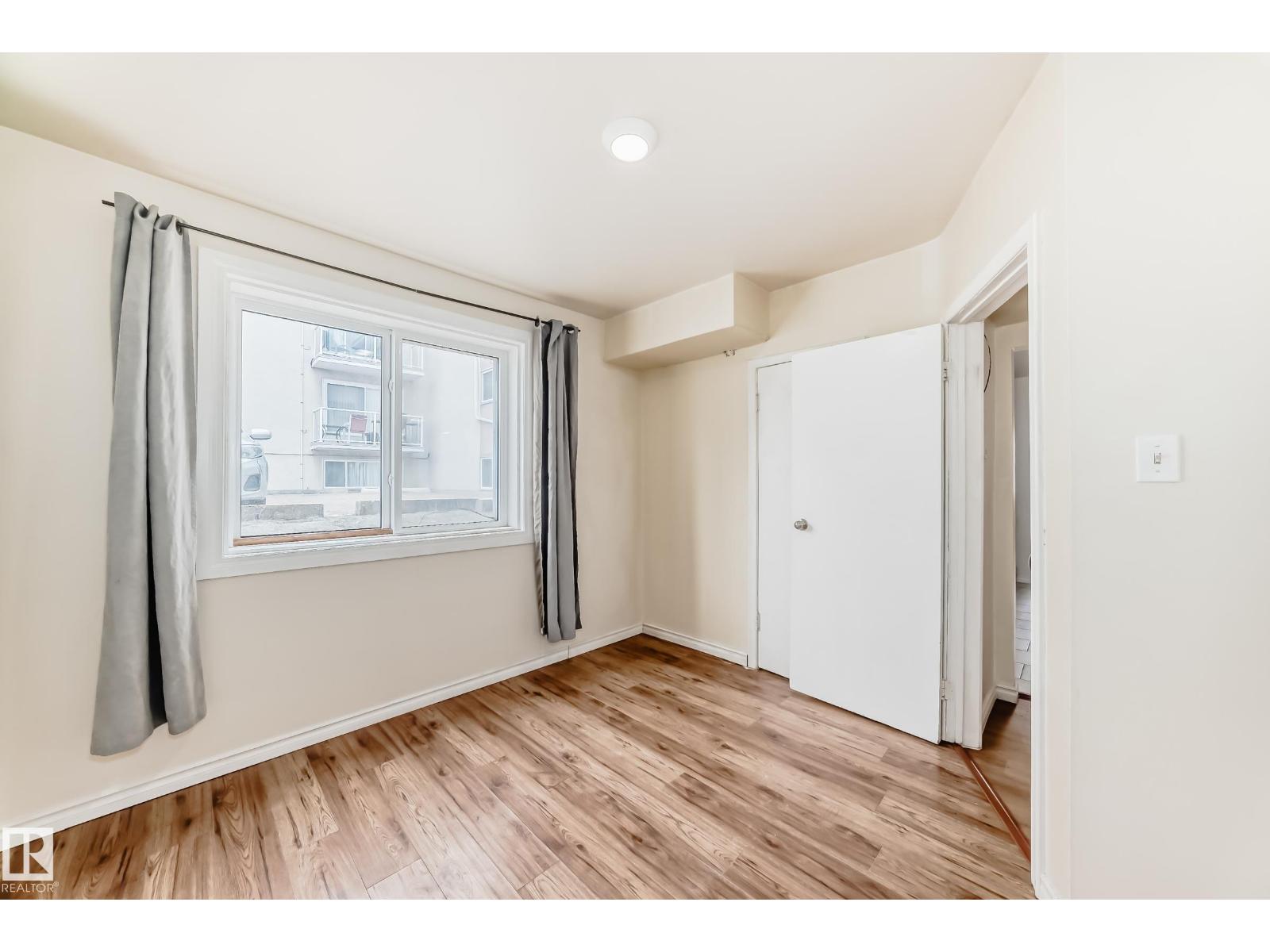 11716 124 ST NW - 15