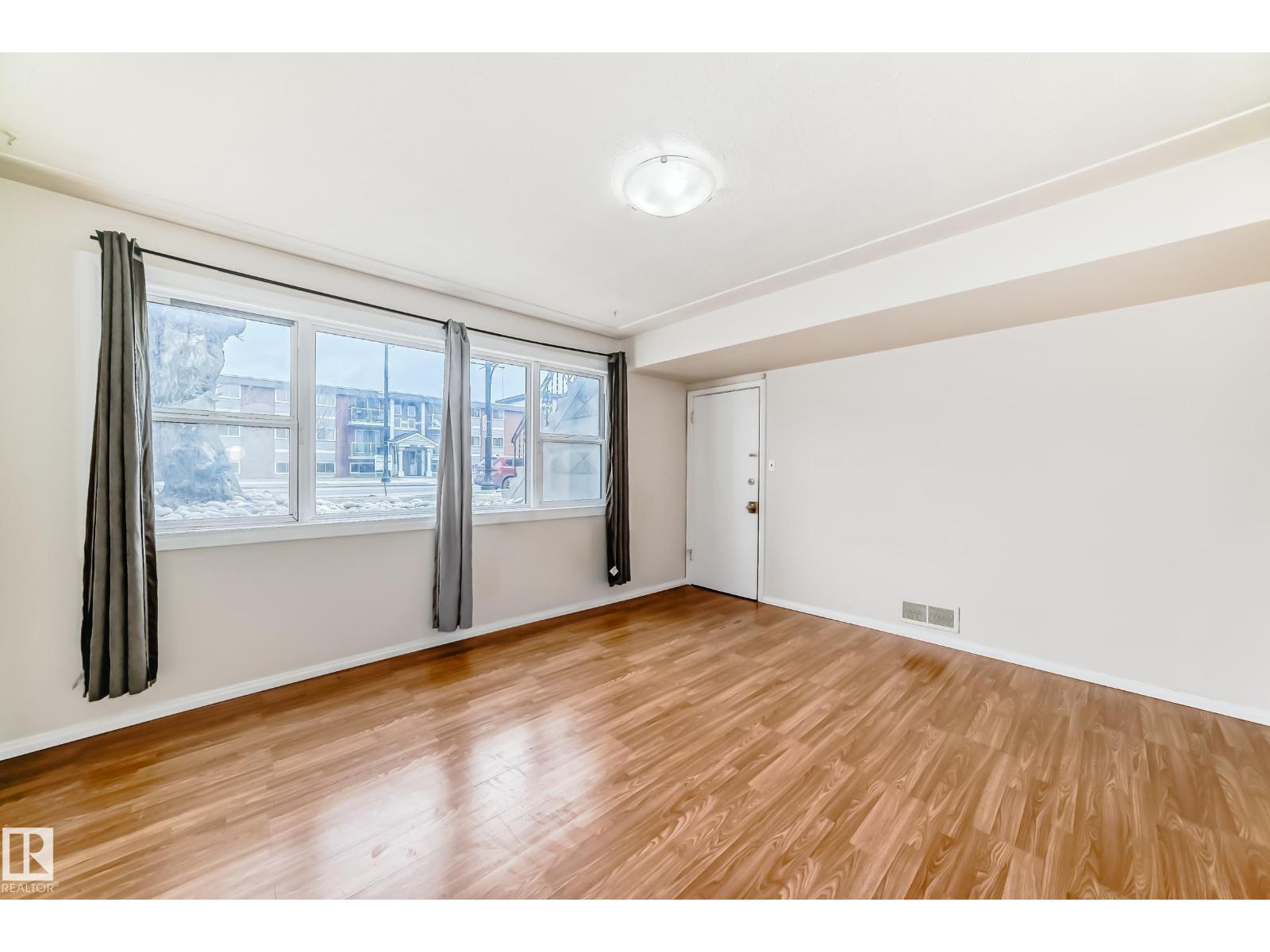 11716 124 ST NW - 7