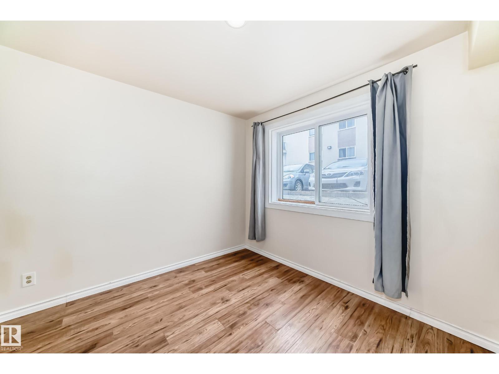 11716 124 ST NW - 14