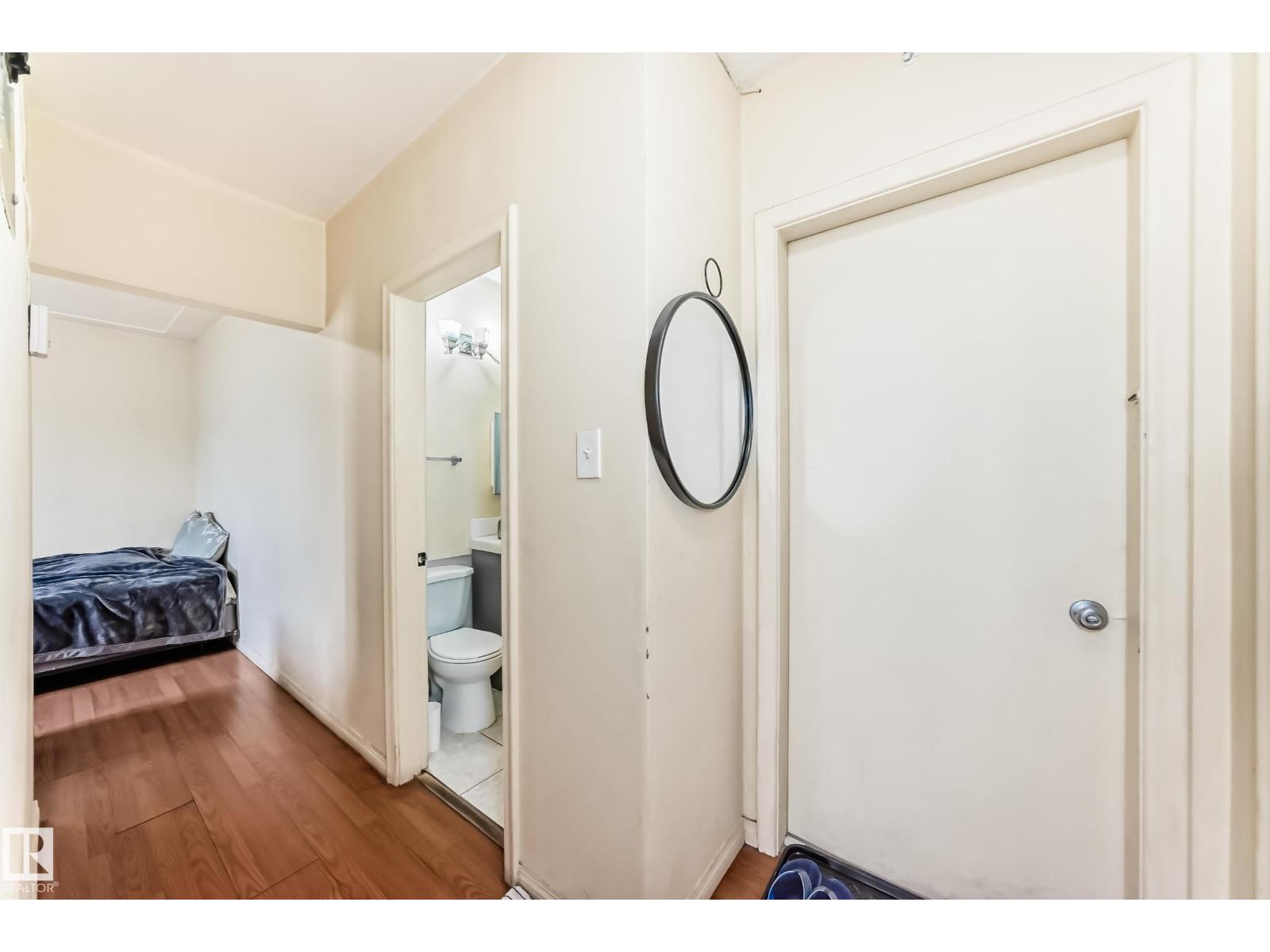 11716 124 ST NW - 57