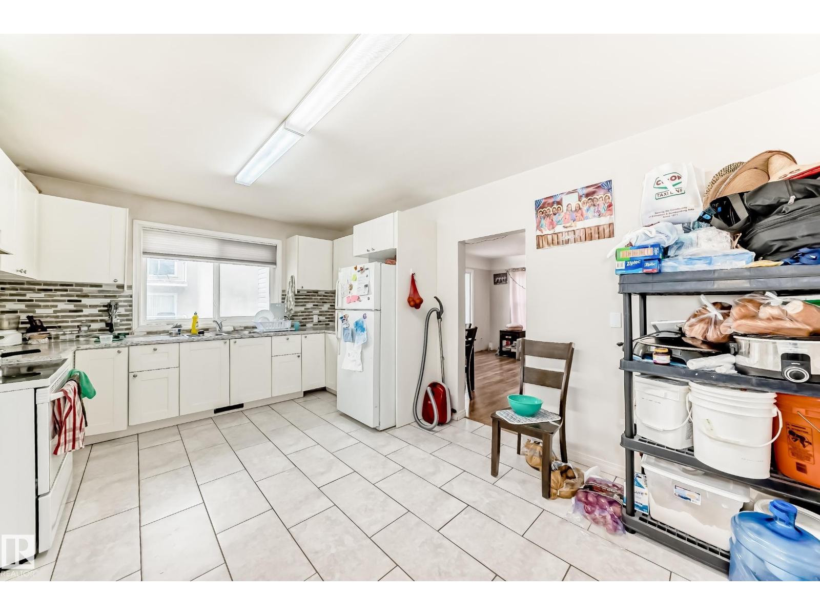 11716 124 ST NW - 52