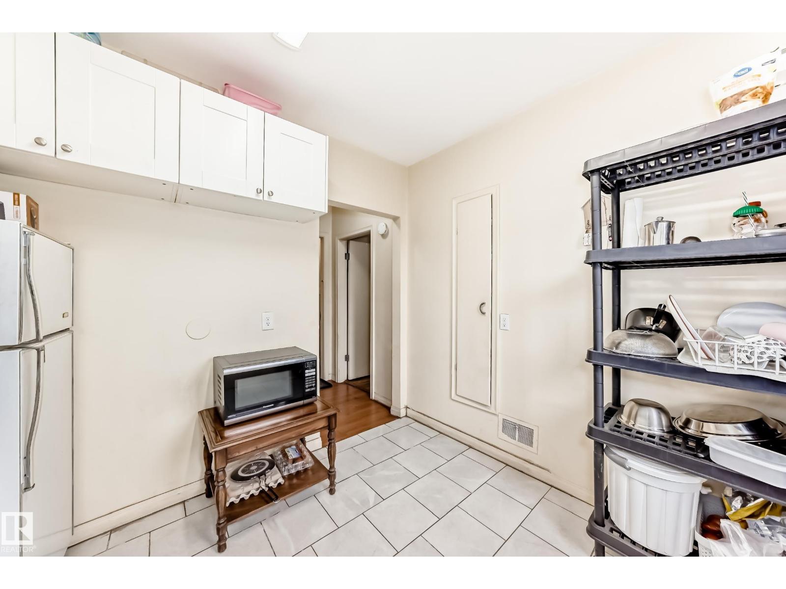 11716 124 ST NW - 60