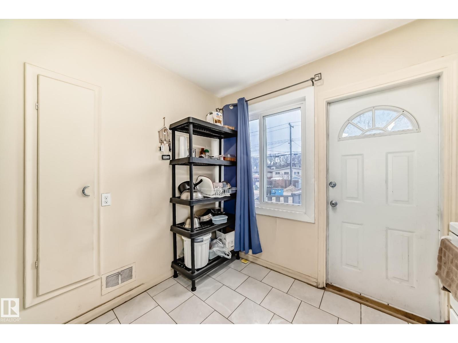 11716 124 ST NW - 61
