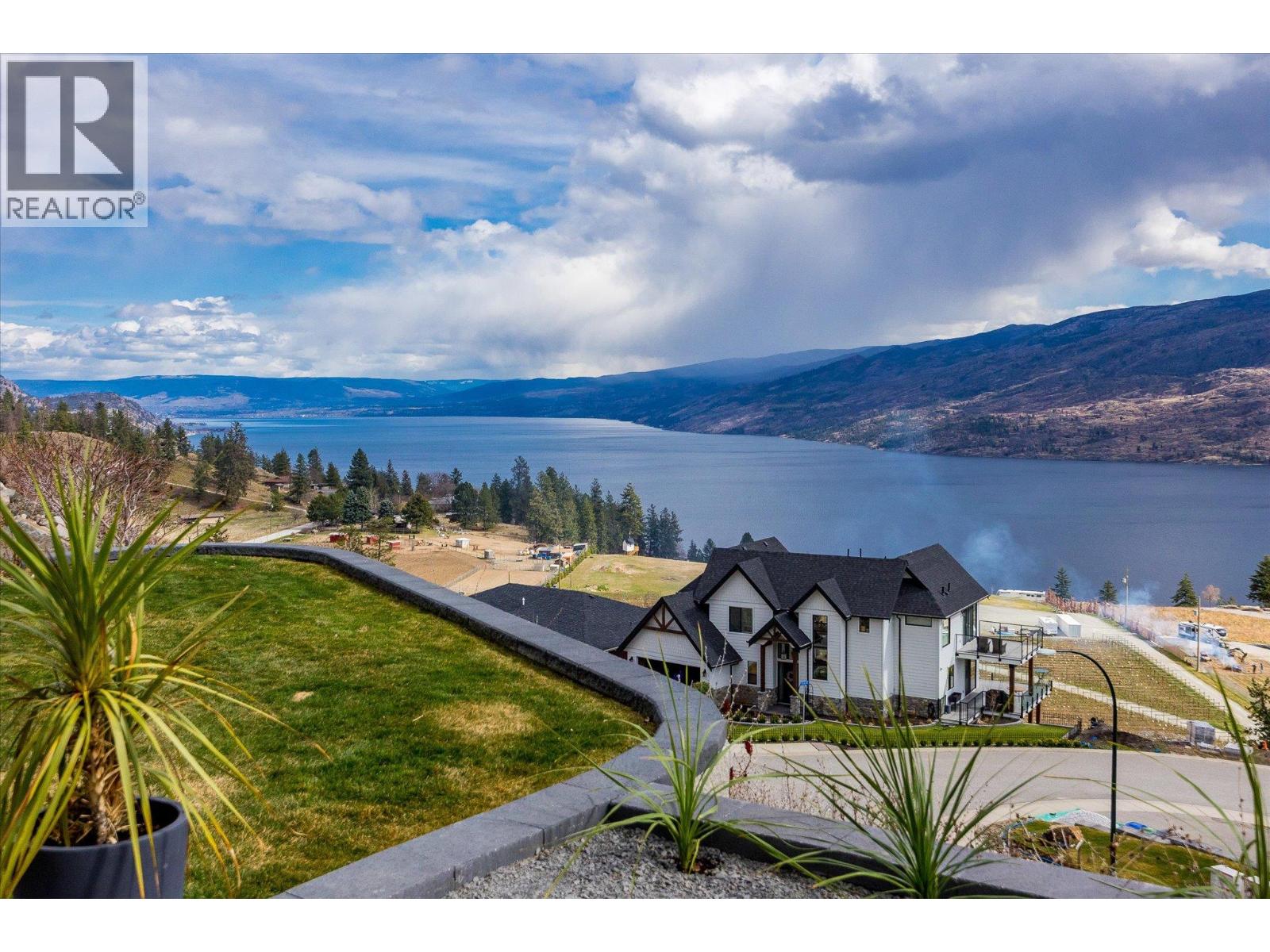 6028 Gerrie Road, Peachland