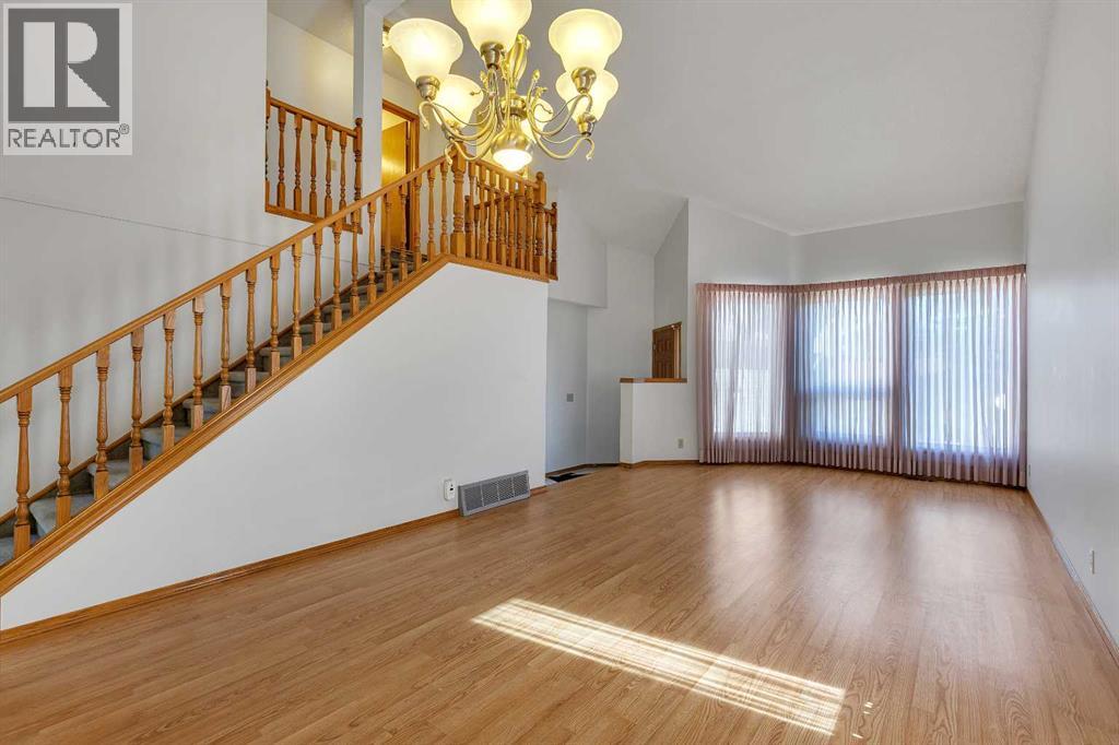 83 Sanderling Road NW — photo 10