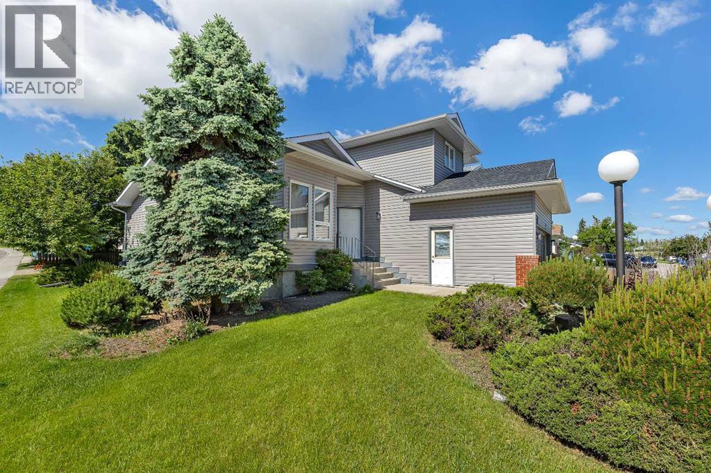 83 Sanderling Road NW - photo 5