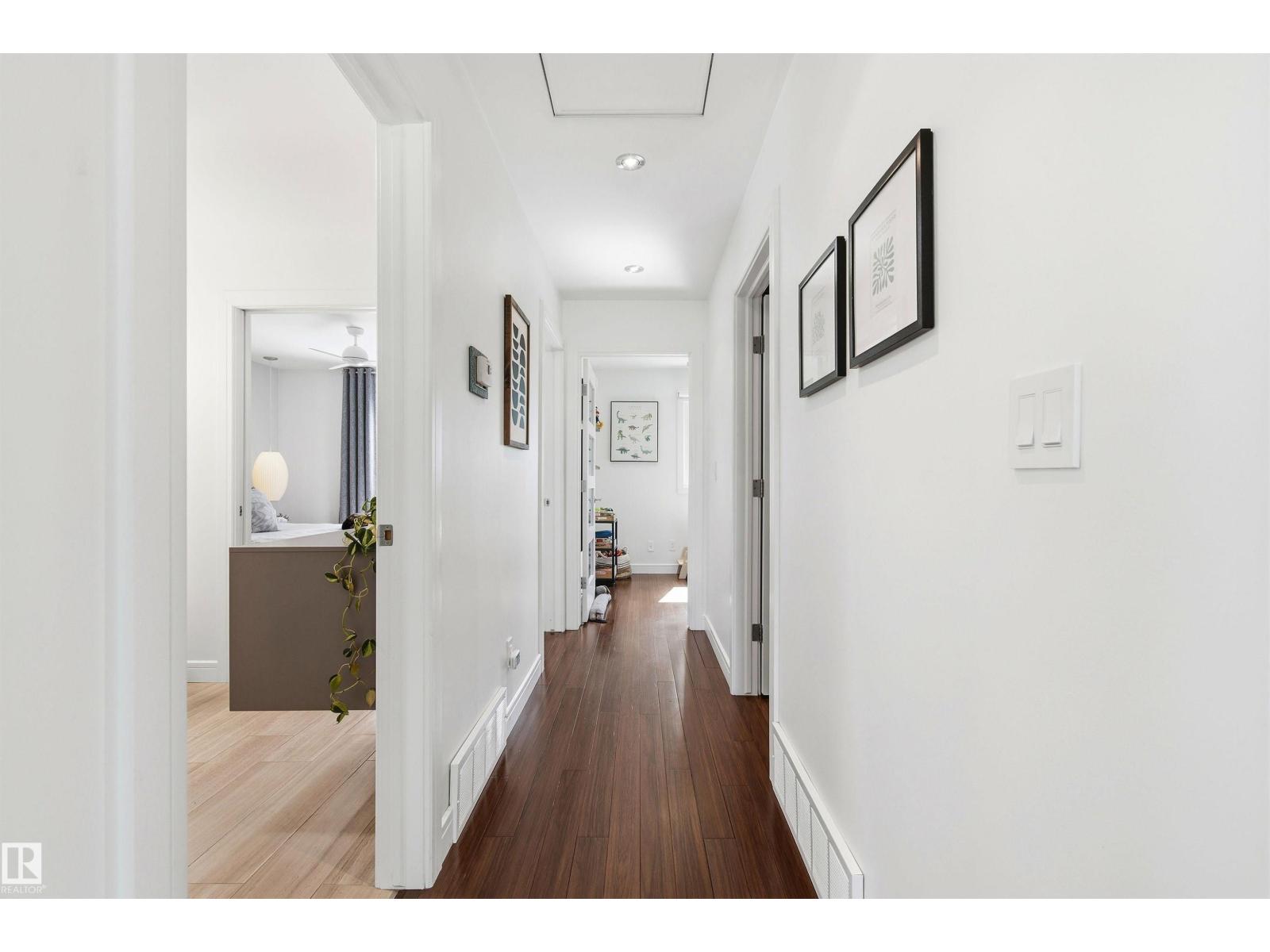 6905 102A AV NW — photo 20