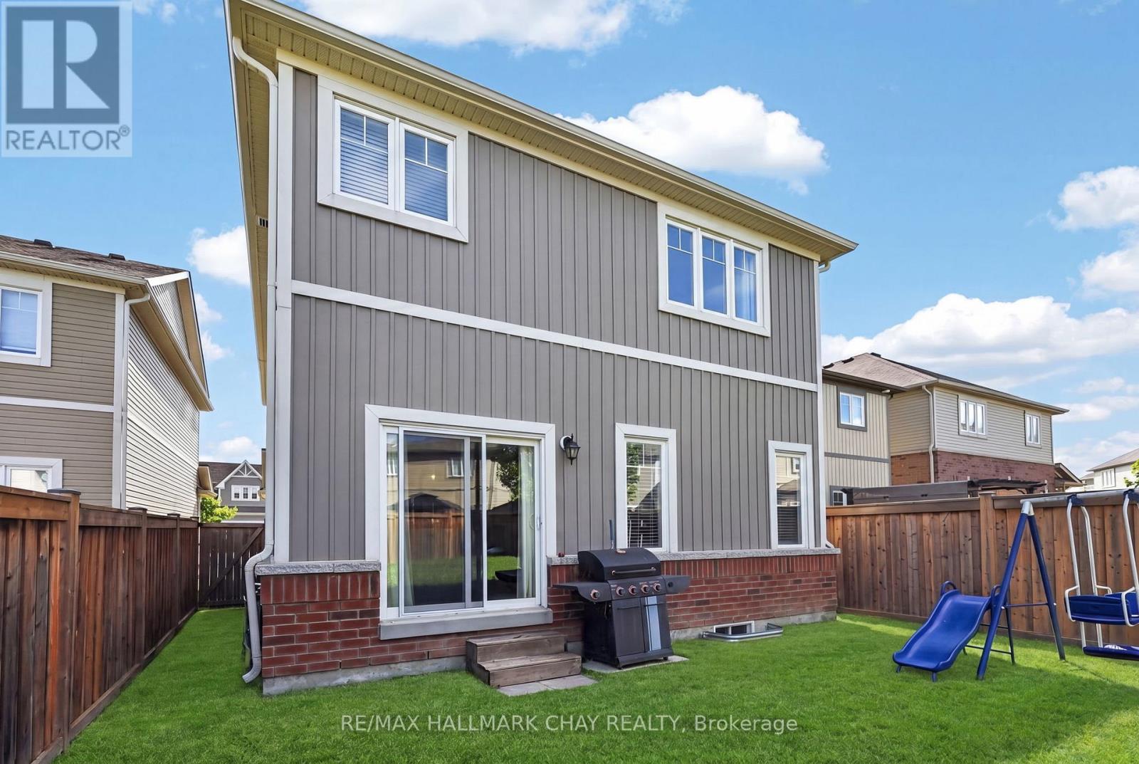 32 JONES STREET - 37