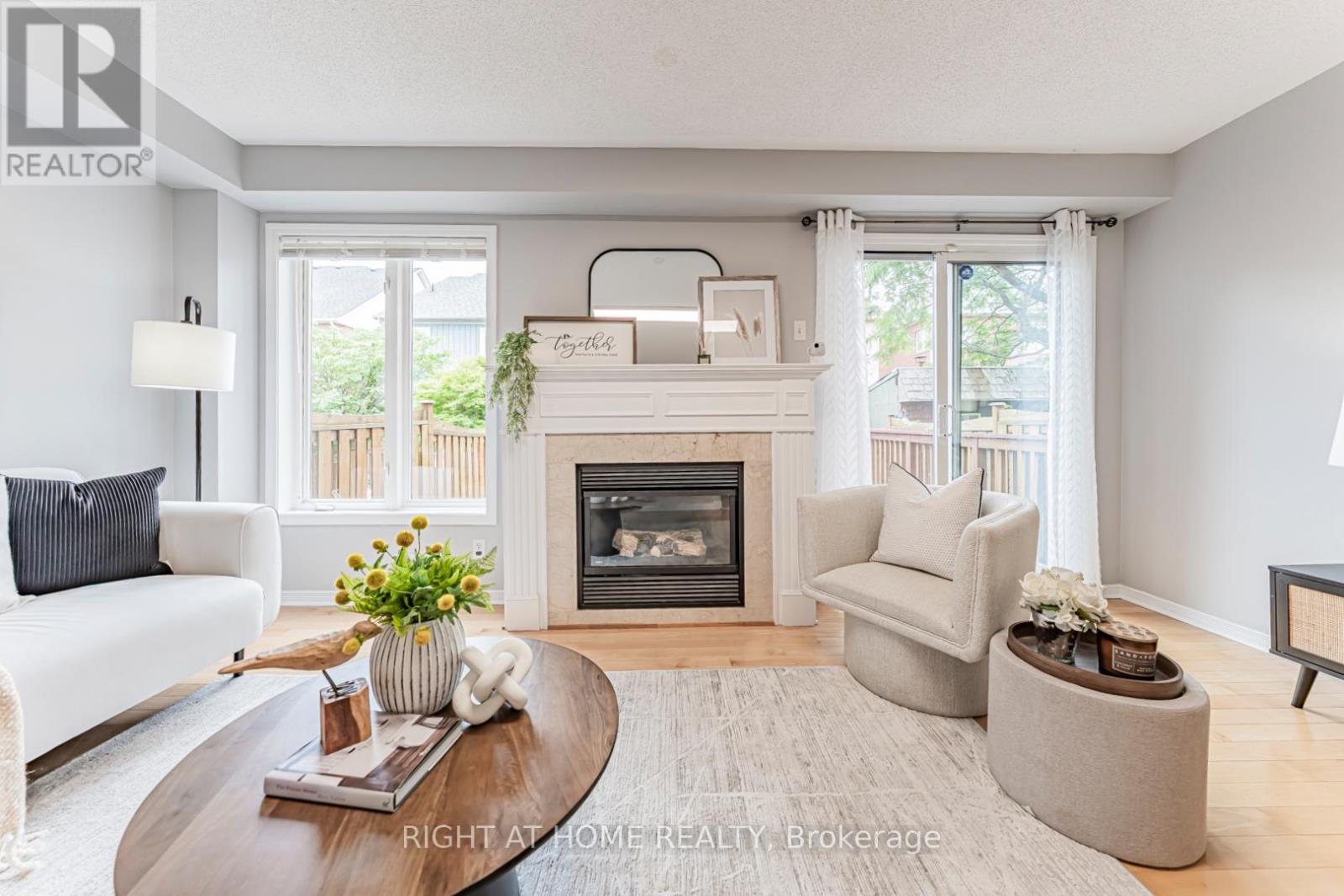 1133 HICKORY HOLLOW GLEN - 10