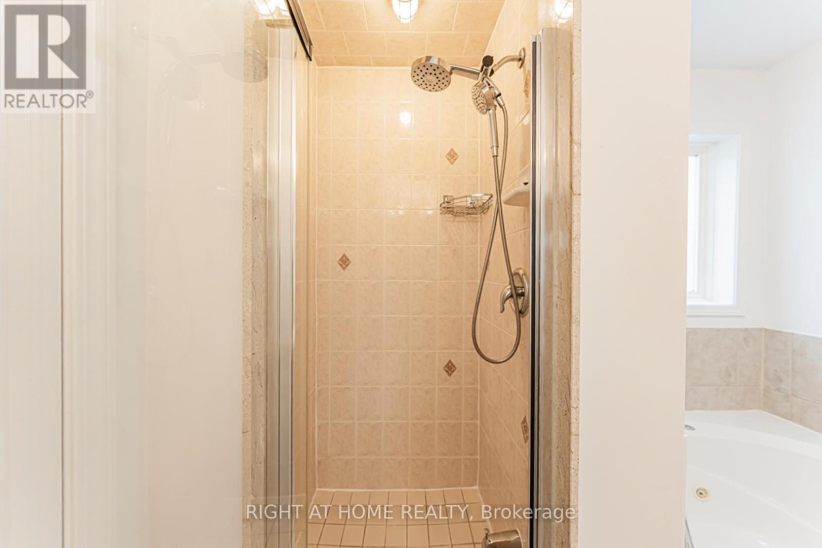 1133 HICKORY HOLLOW GLEN - 20