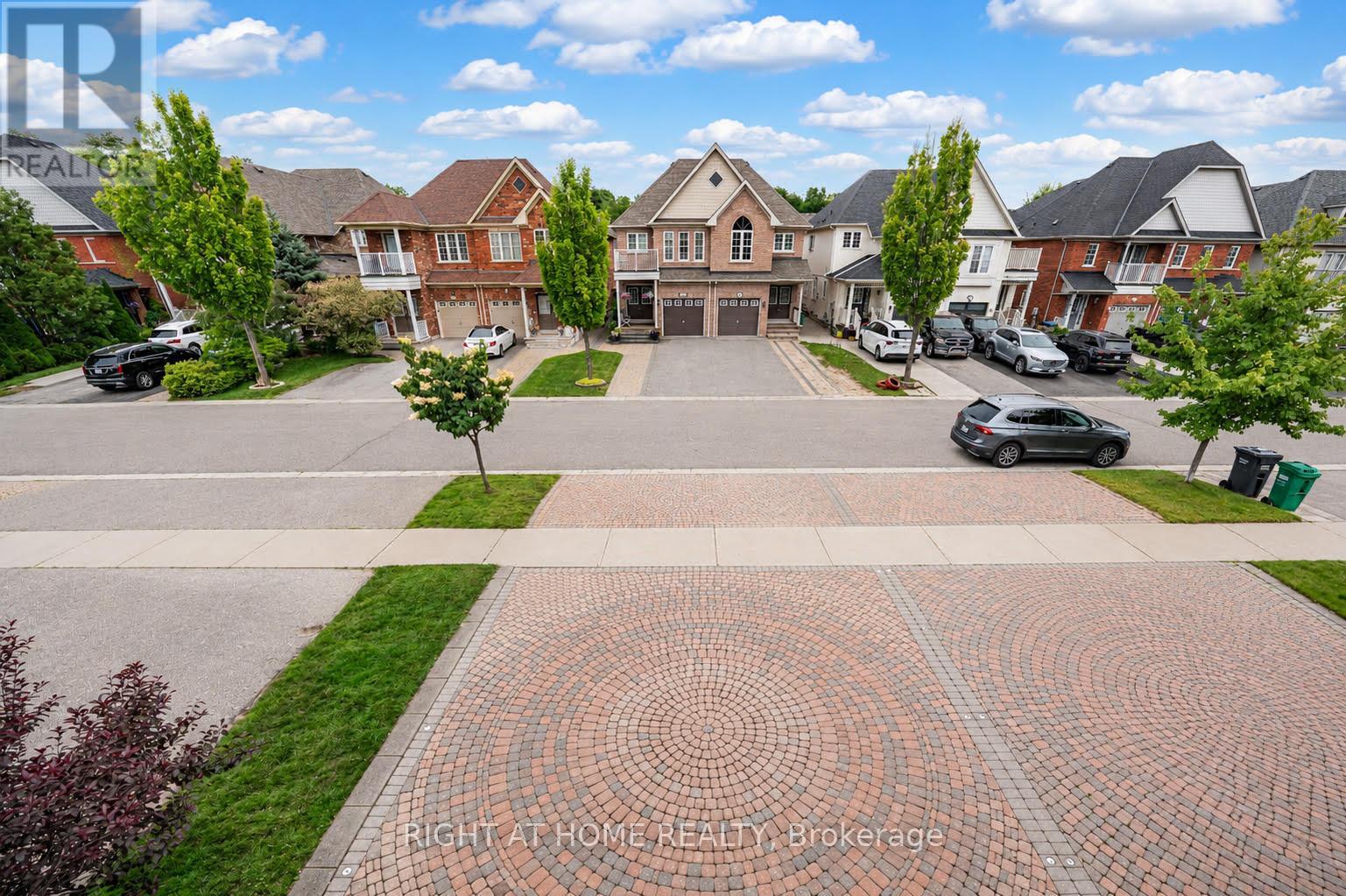 1133 HICKORY HOLLOW GLEN - 25