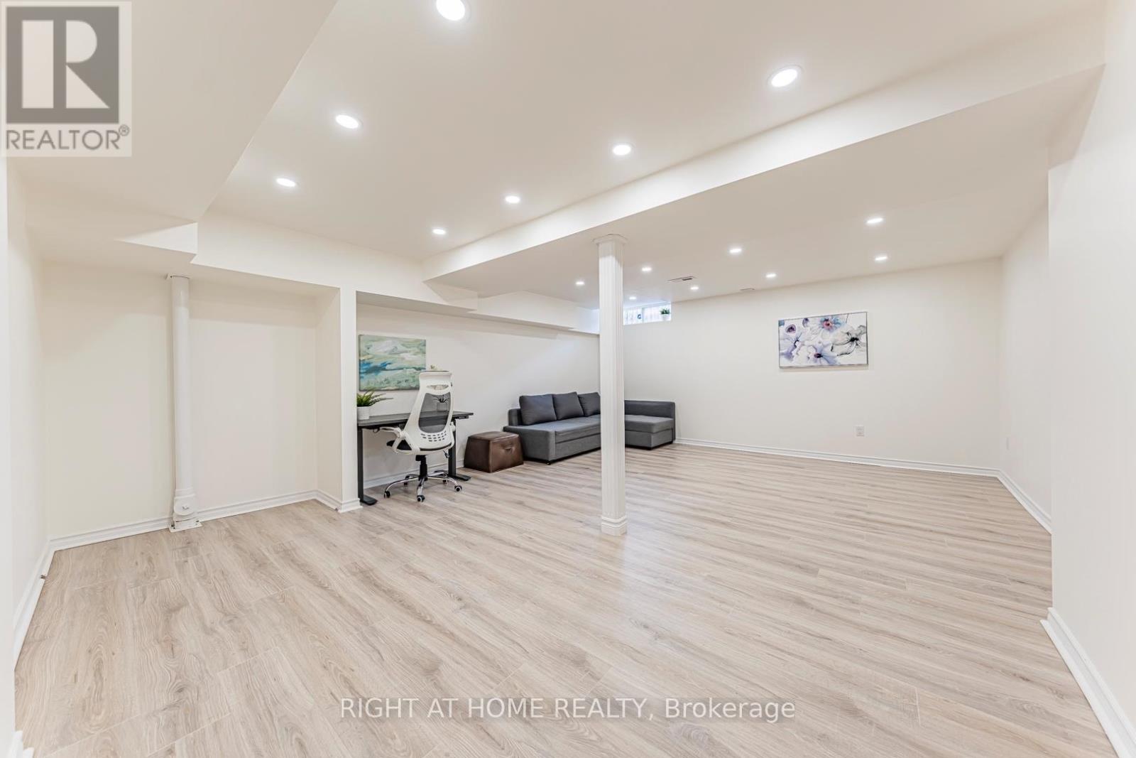 1133 HICKORY HOLLOW GLEN - 30