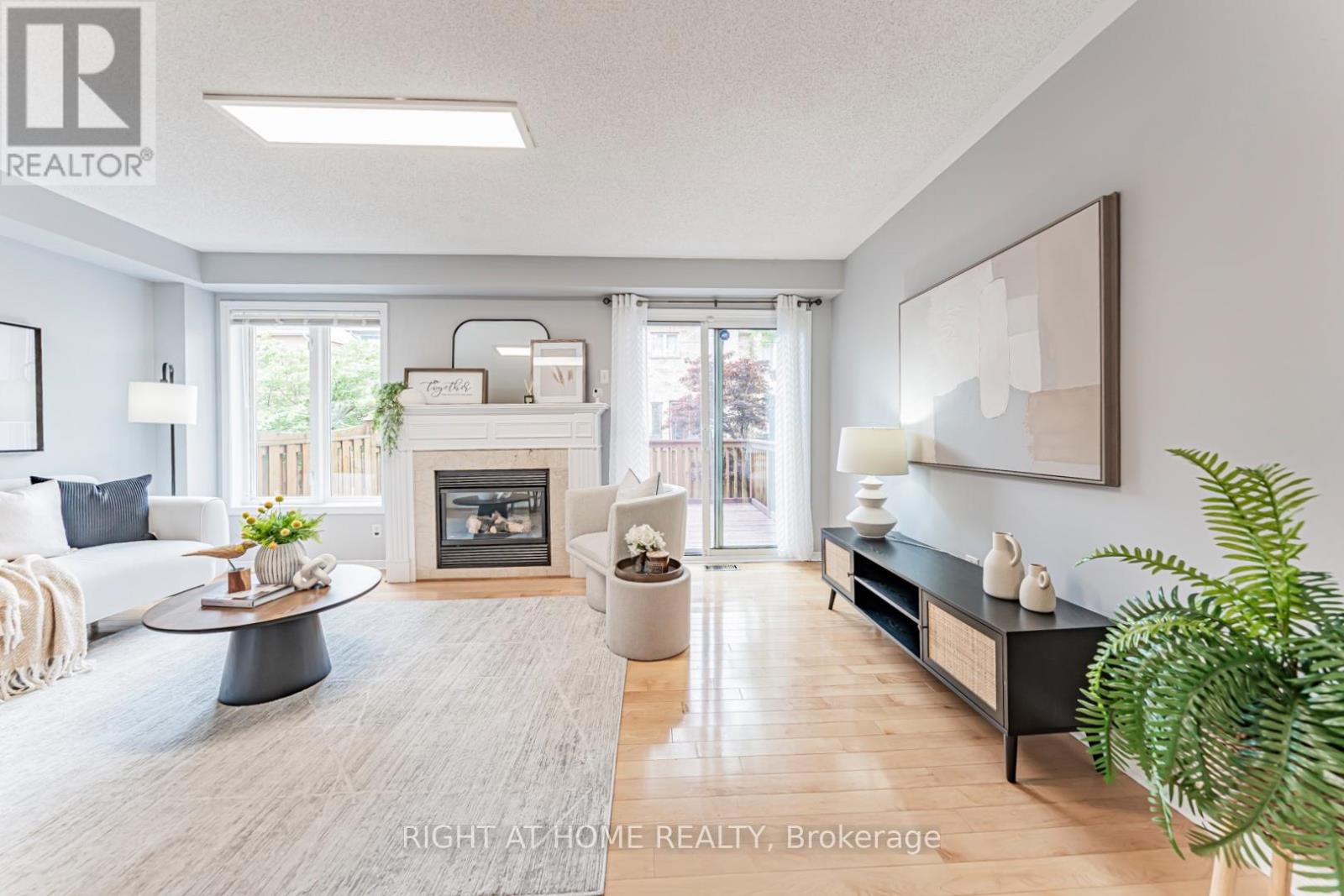 1133 HICKORY HOLLOW GLEN - 7