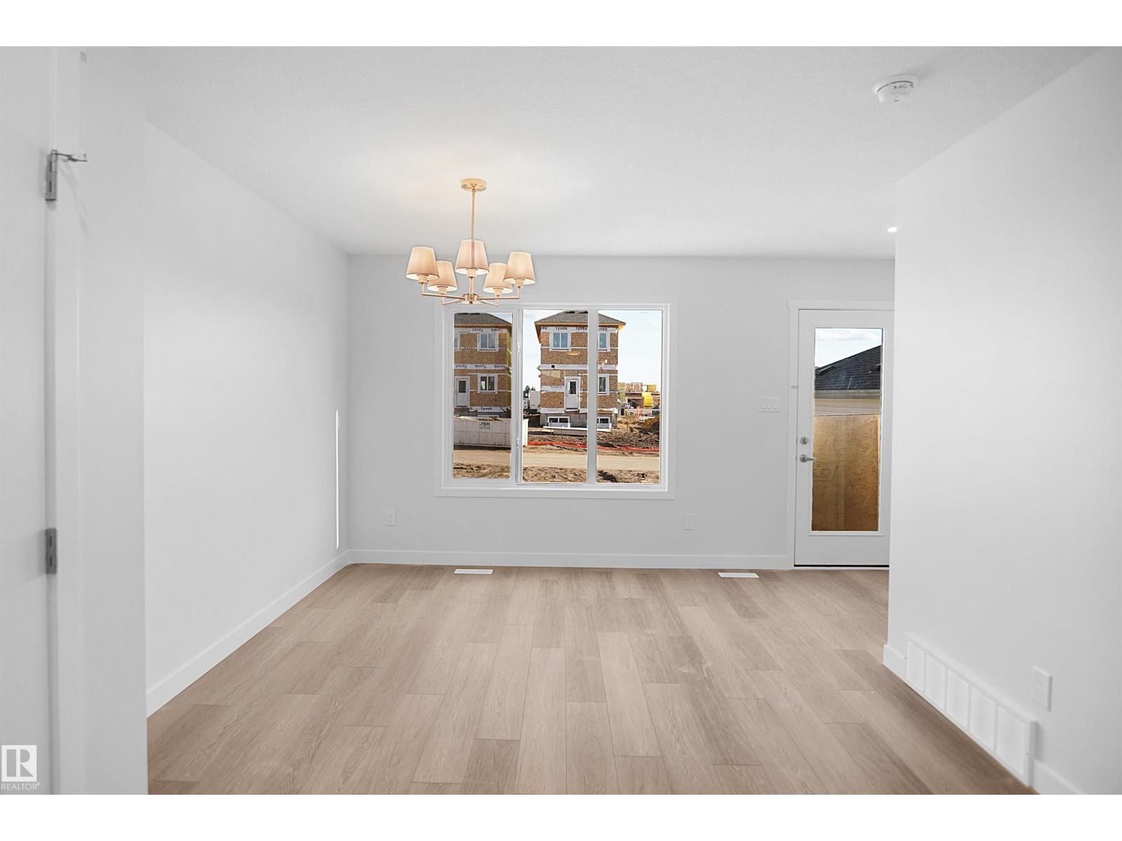22525 83A AV NW - 11