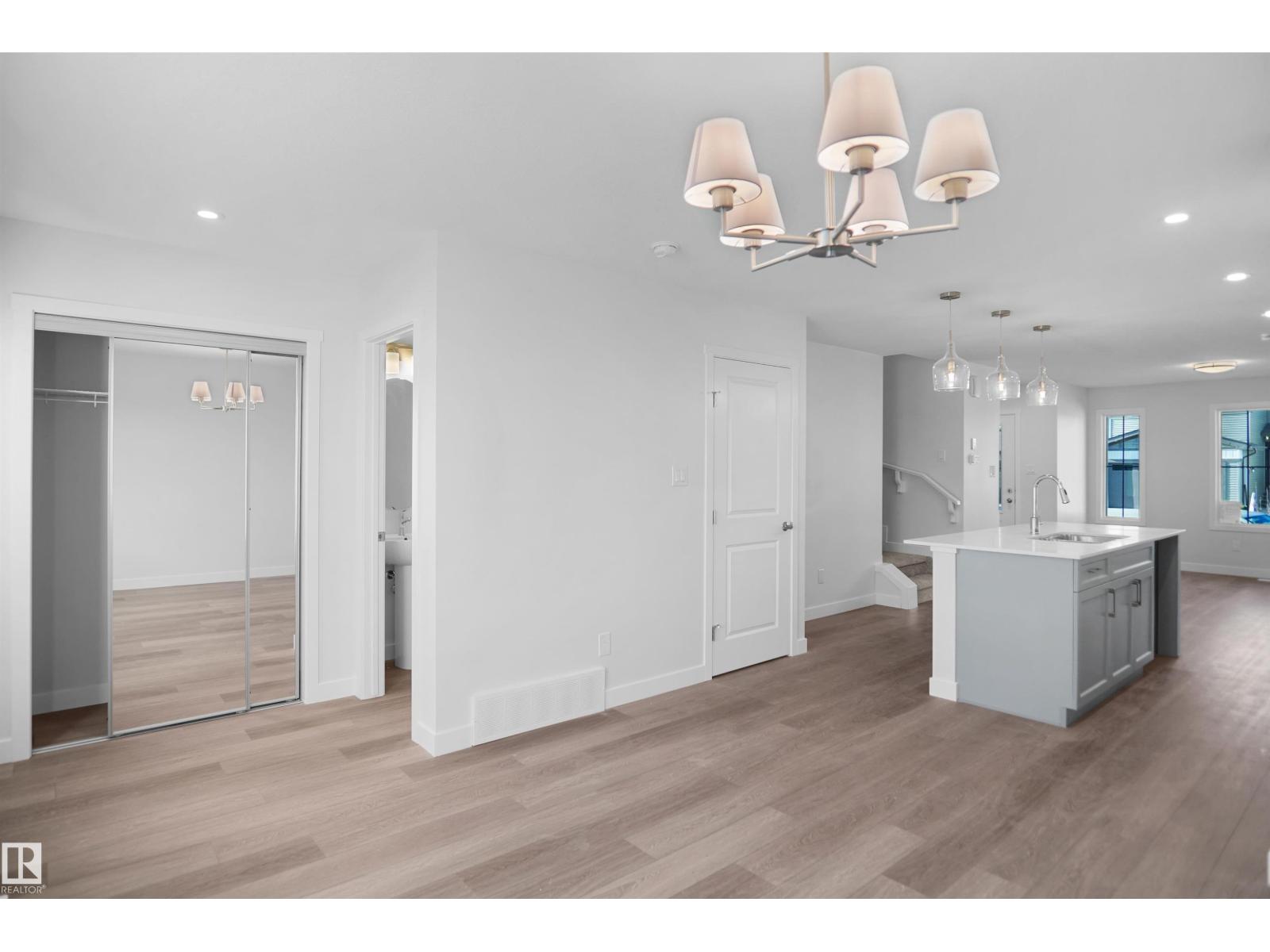 22525 83A AV NW - 13