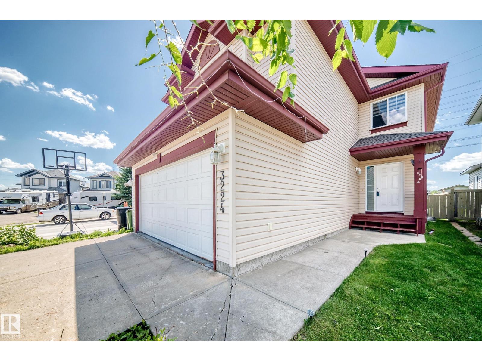 3224 26 ST NW - photo 4