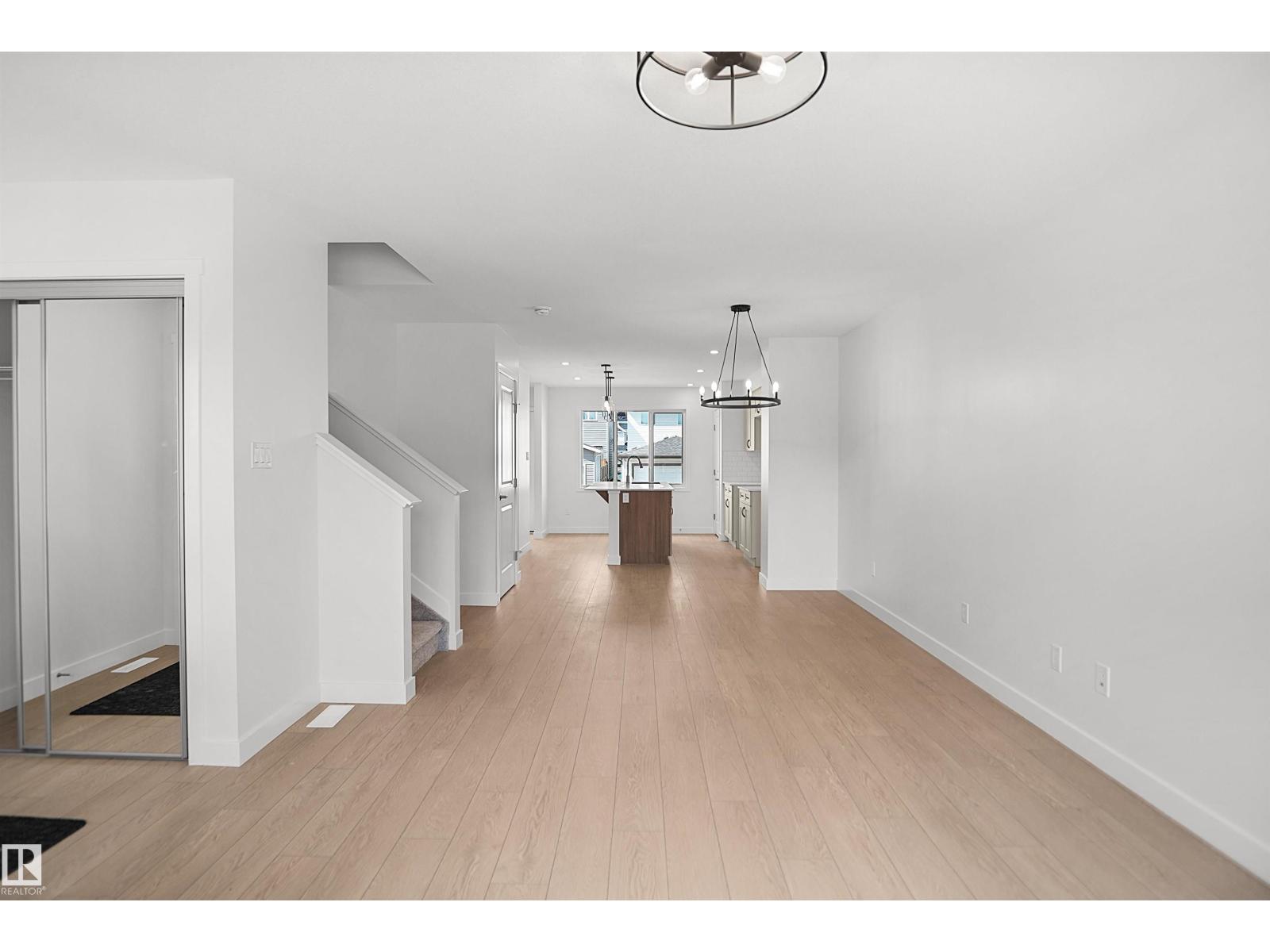 22529 83A AV NW - 4