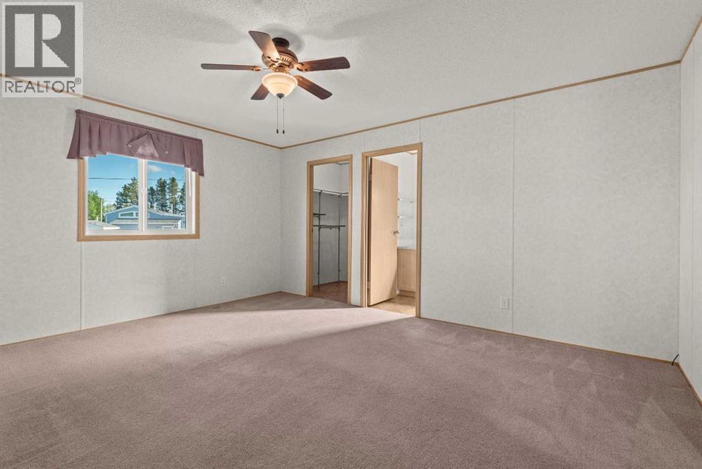 8 Trochu Avenue - 15