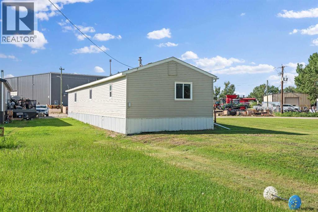 8 Trochu Avenue - 4