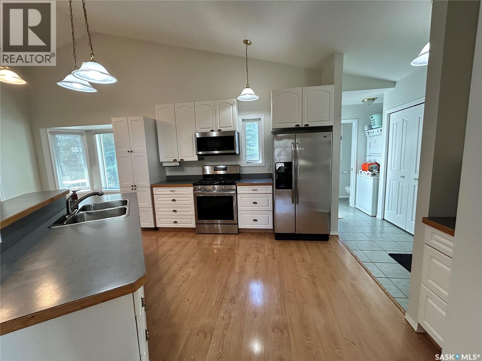 3 Falcon PLACE - 5