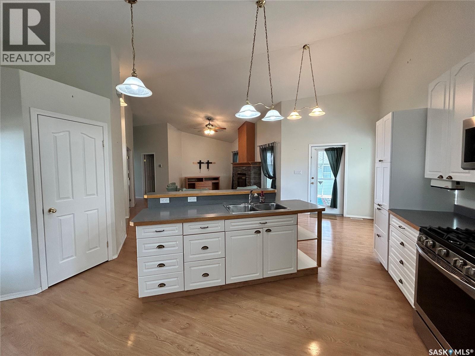 3 Falcon PLACE - 6