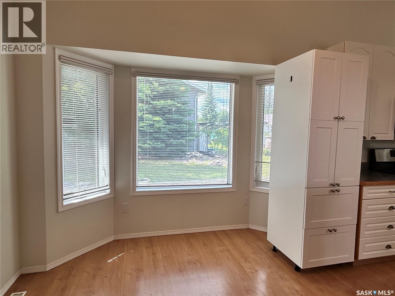 3 Falcon PLACE - 10