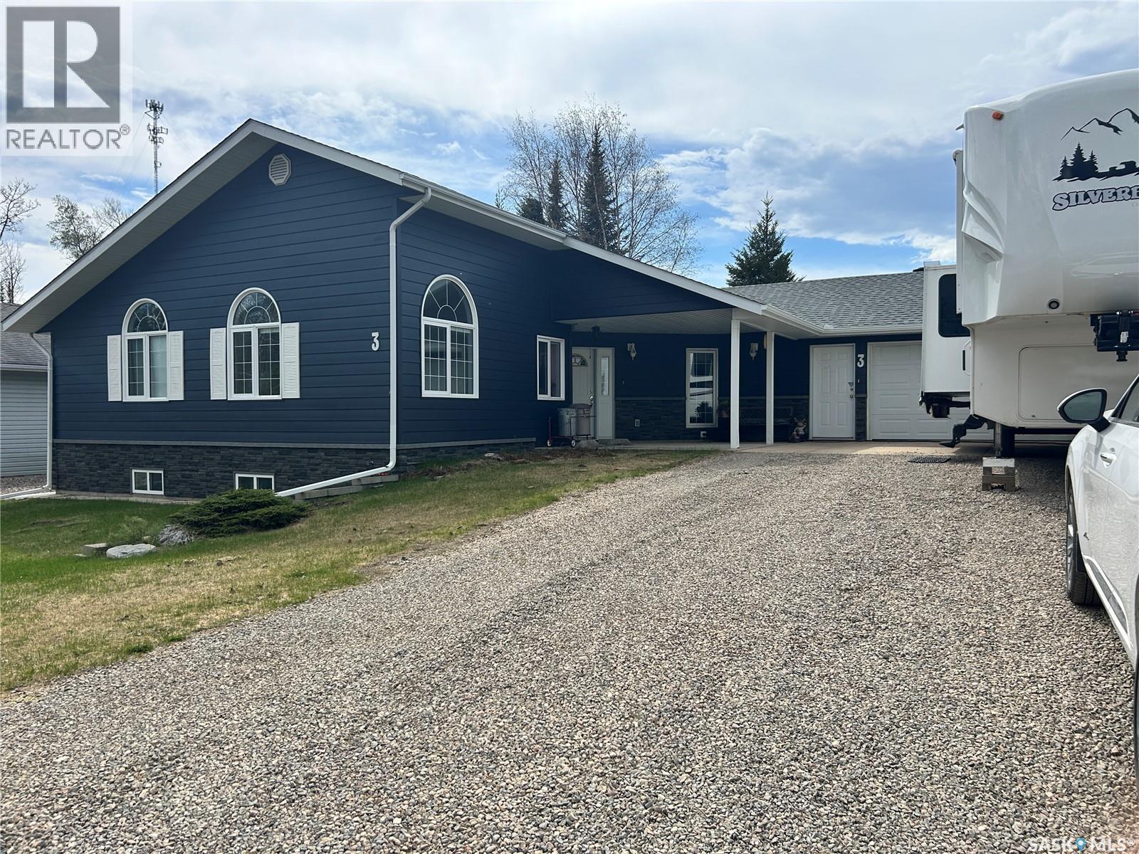 3 Falcon PLACE - 1
