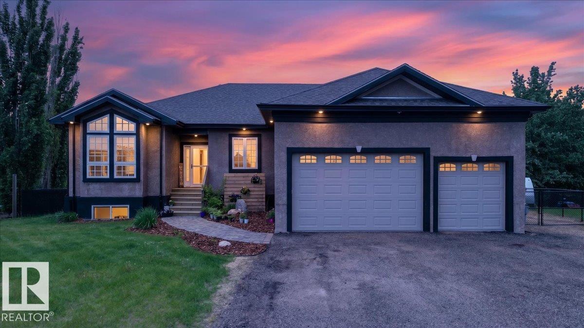 3705 50 ST - photo 2