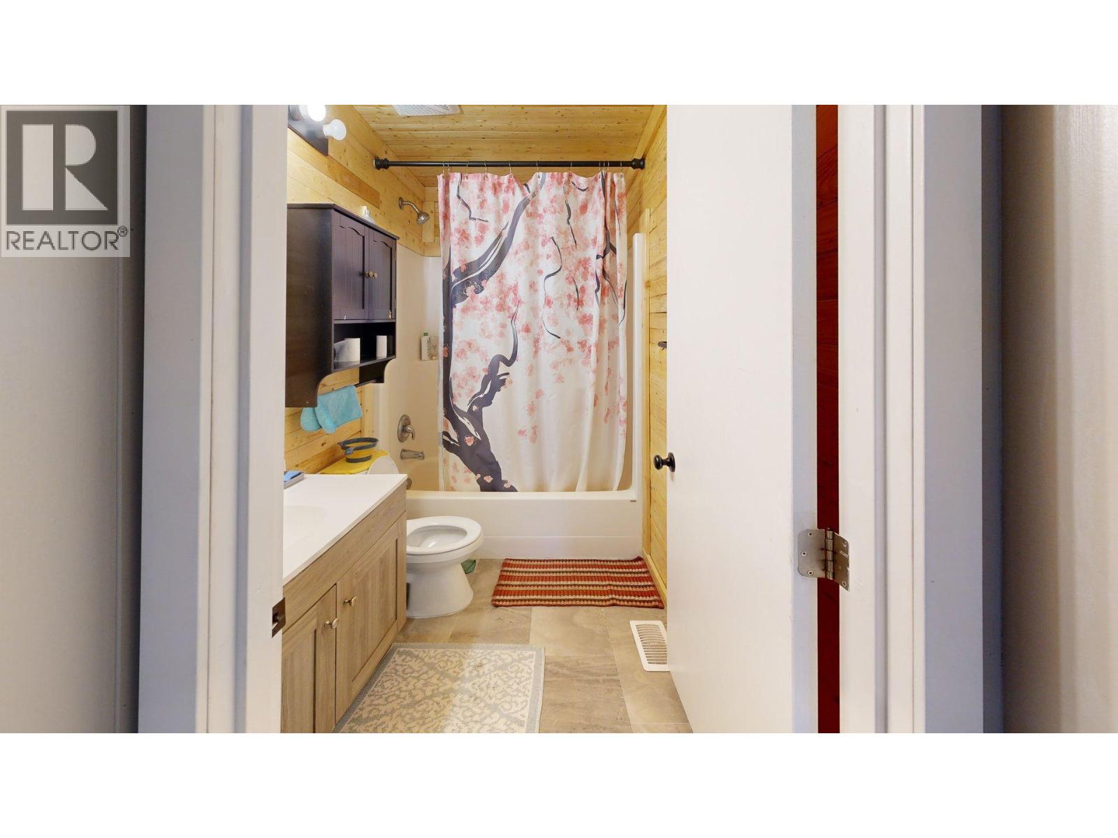 #51 1040 9TH Avenue - 13
