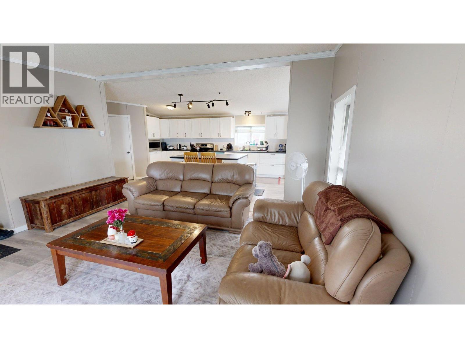 #51 1040 9TH Avenue - 5