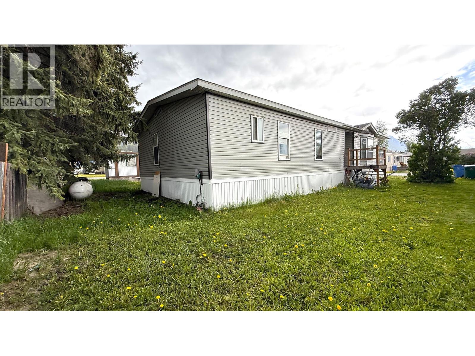 #51 1040 9TH Avenue - 22