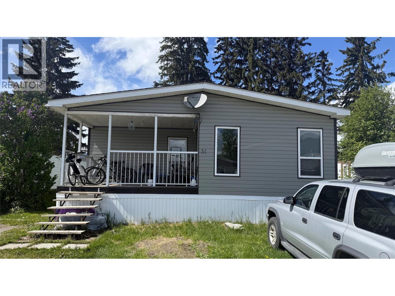 #51 1040 9TH Avenue - 24