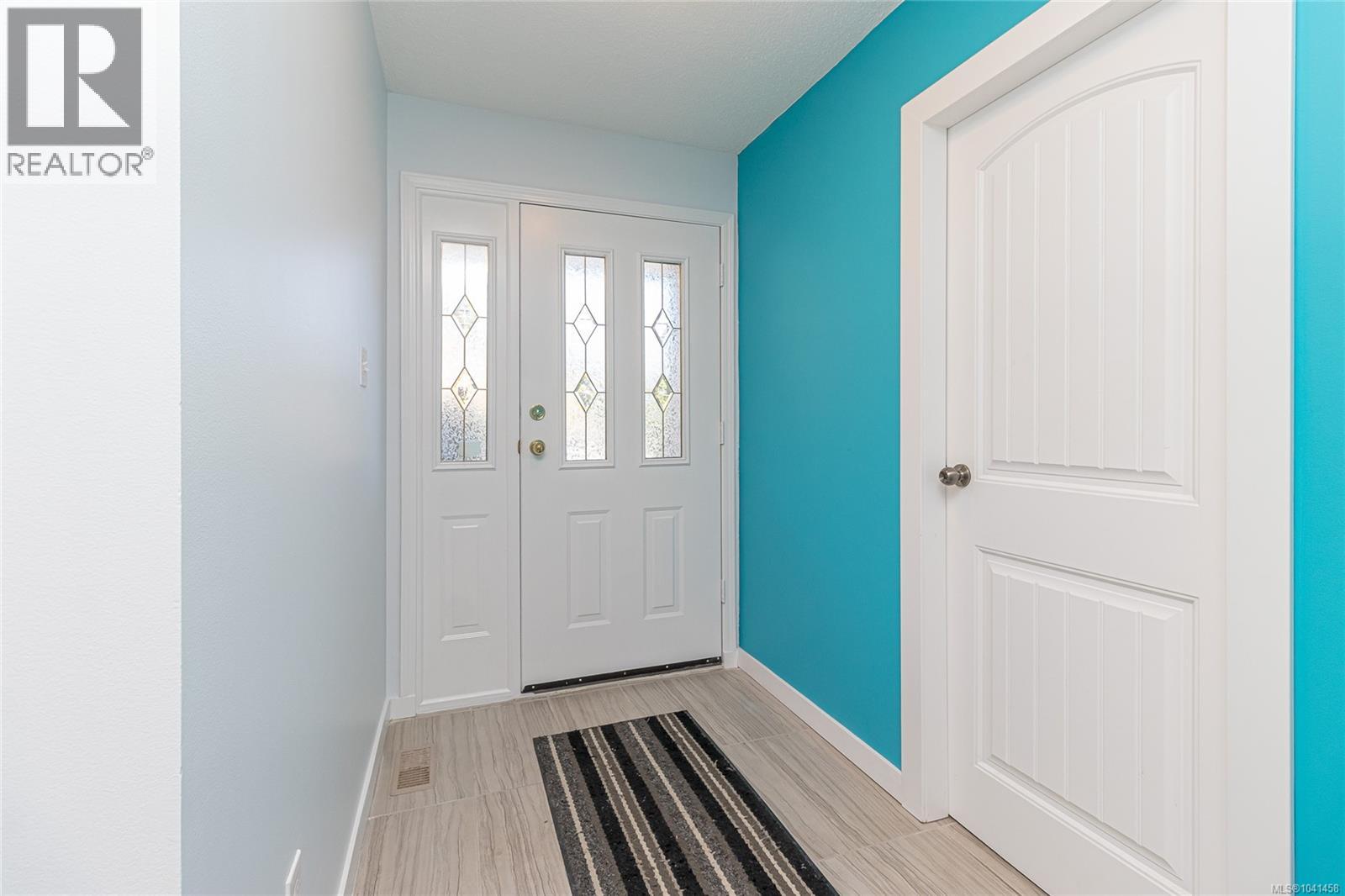 9384 Chemainus Rd - 11