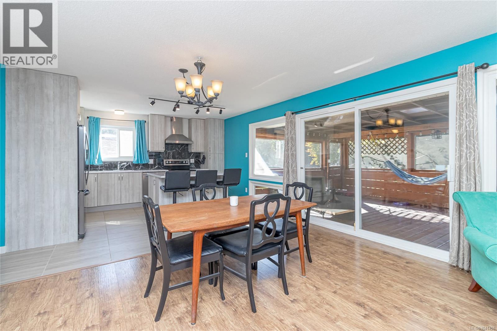 9384 Chemainus Rd - 15