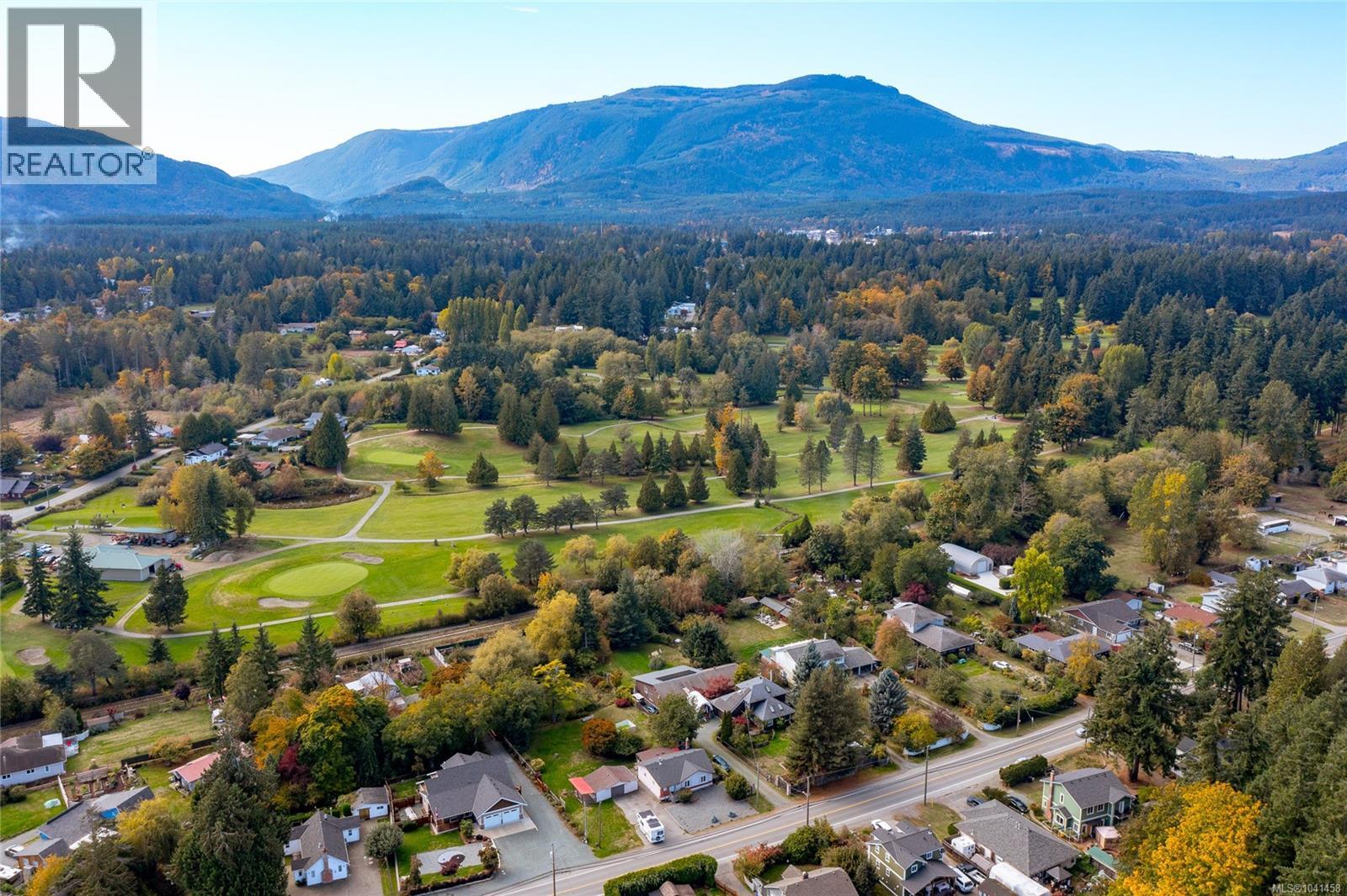 9384 Chemainus Rd - 8