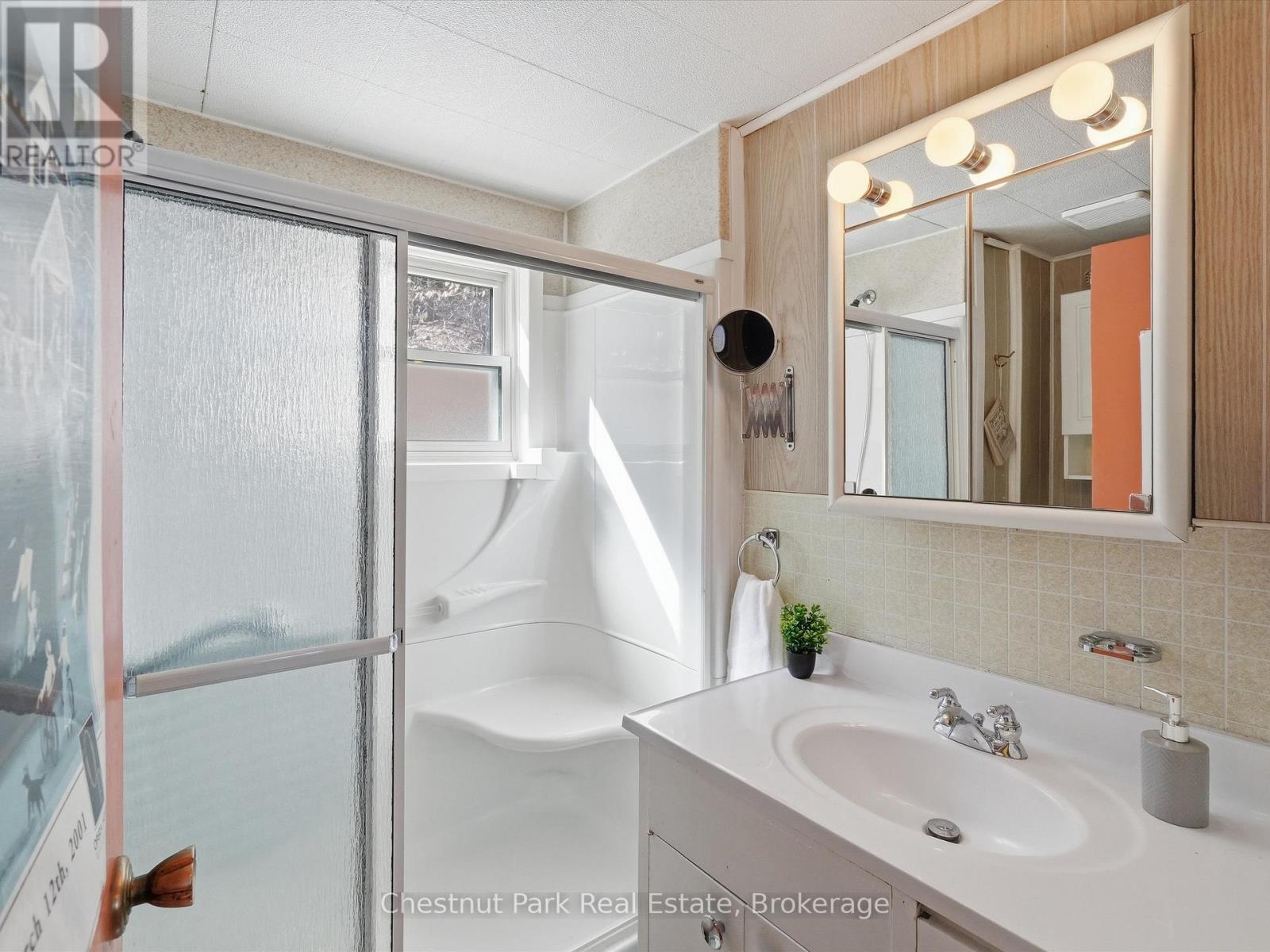 1087 GLENMOUNT ROAD - 26