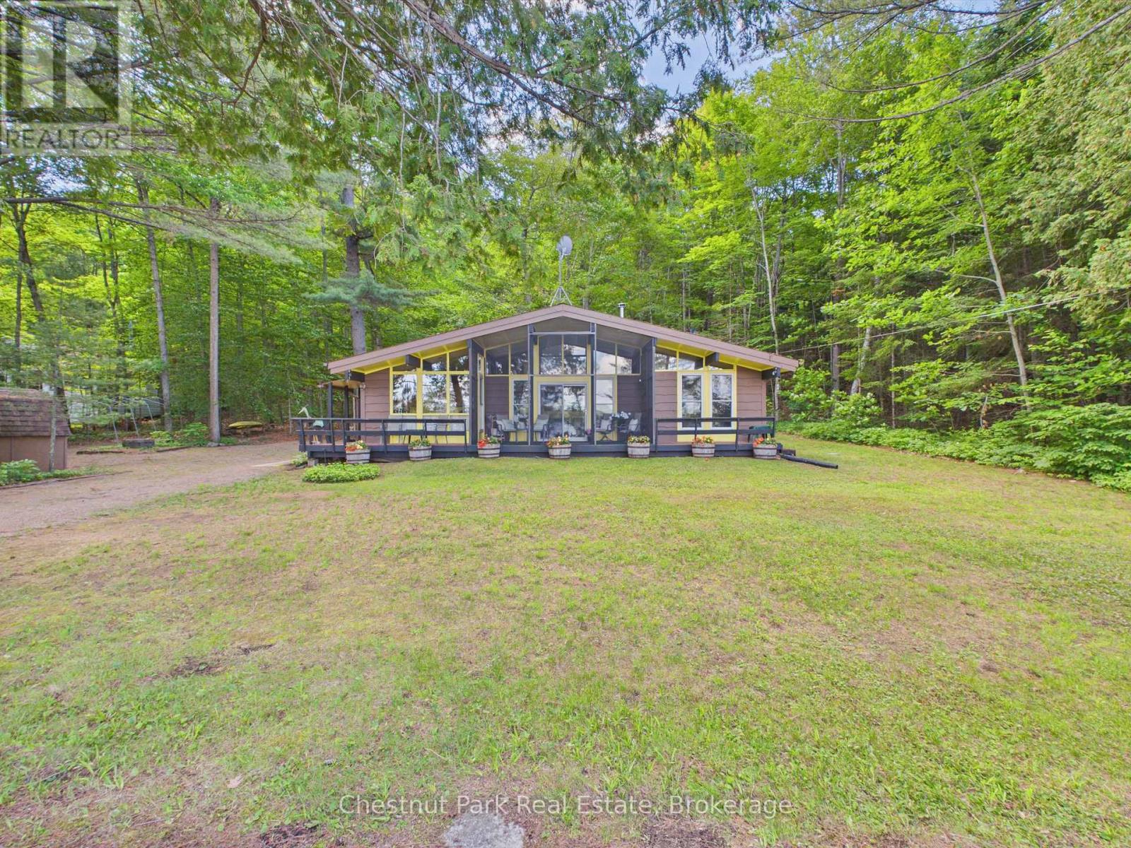 1087 GLENMOUNT ROAD - 42