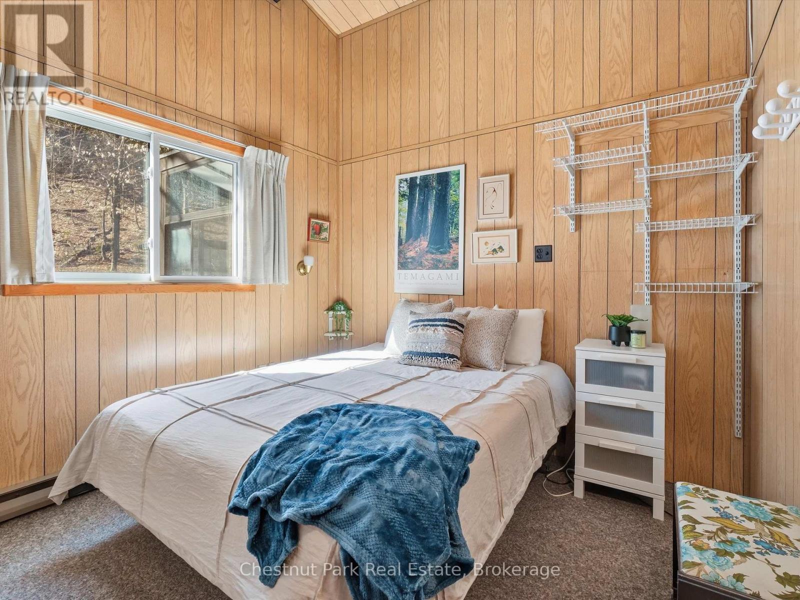 1087 GLENMOUNT ROAD - 25