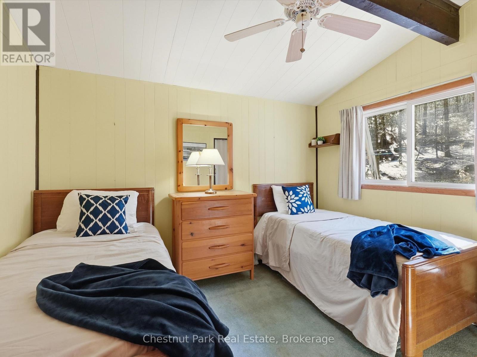 1087 GLENMOUNT ROAD - 27