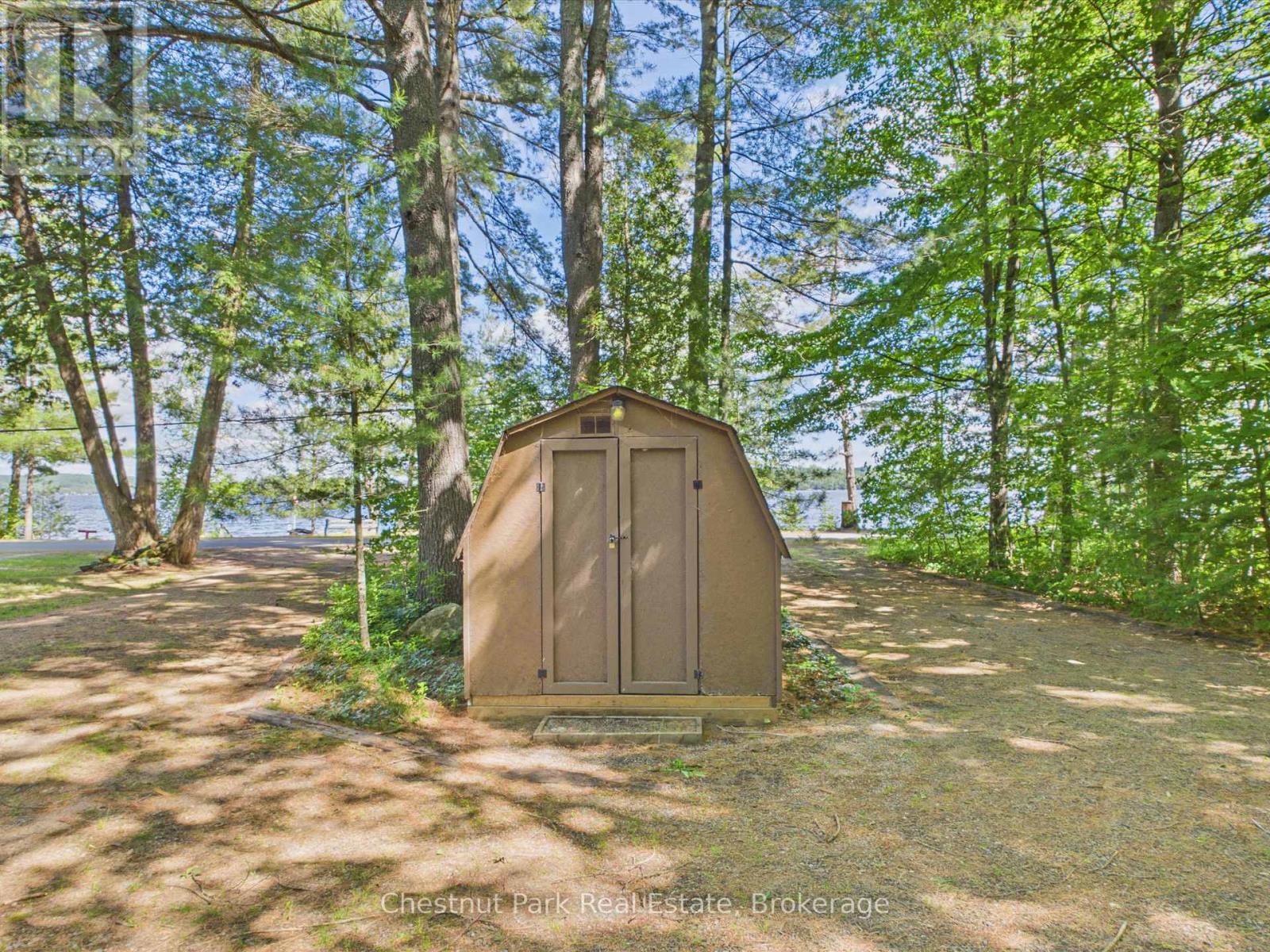 1087 GLENMOUNT ROAD - 43